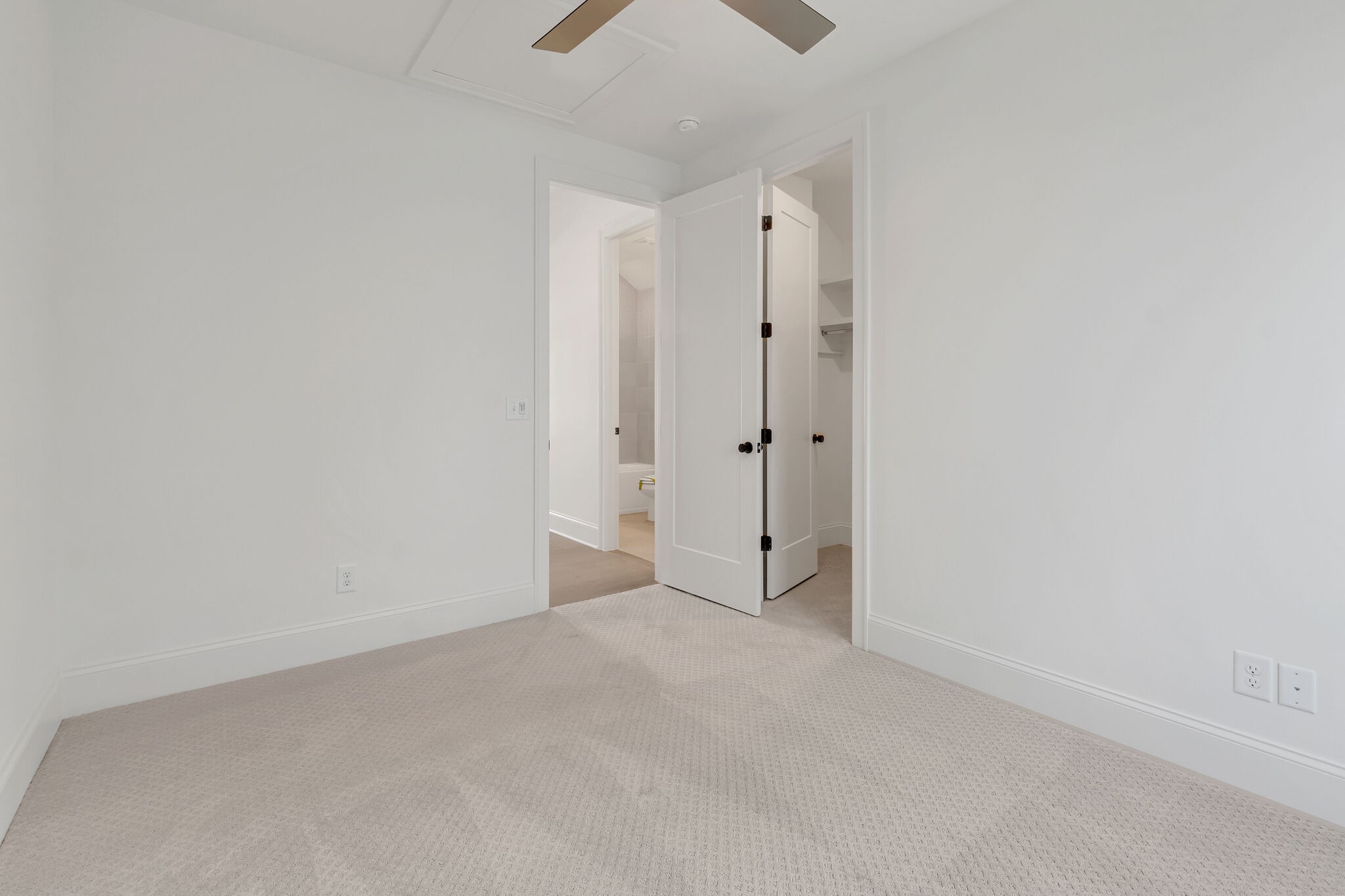 1229 Luckett Rd