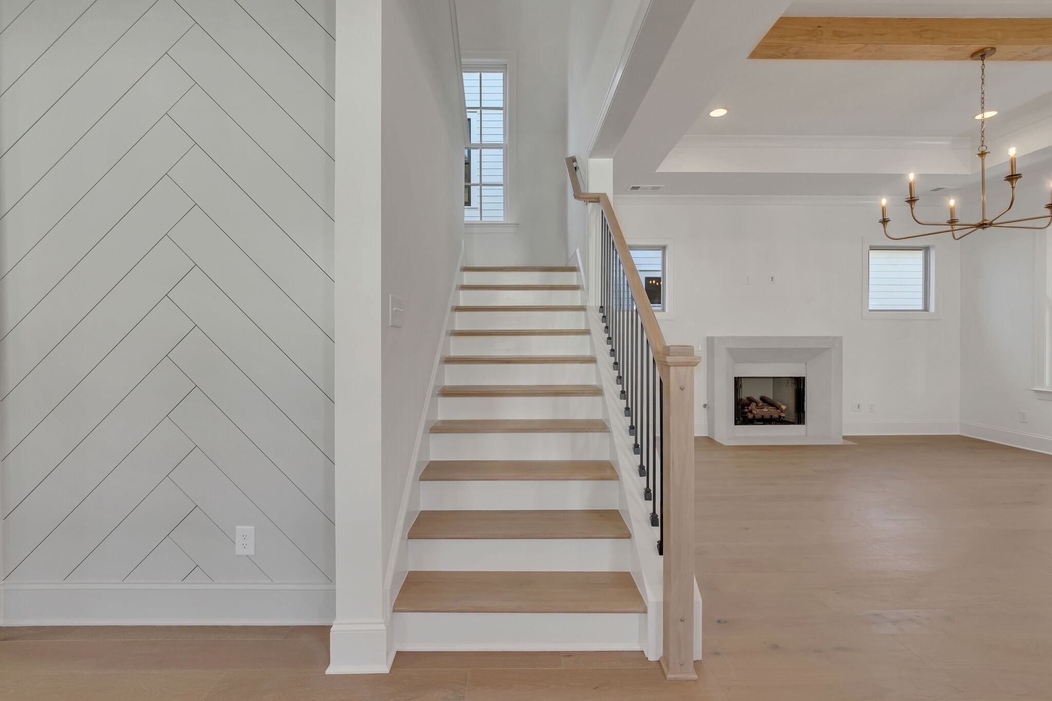 1229 Luckett Rd