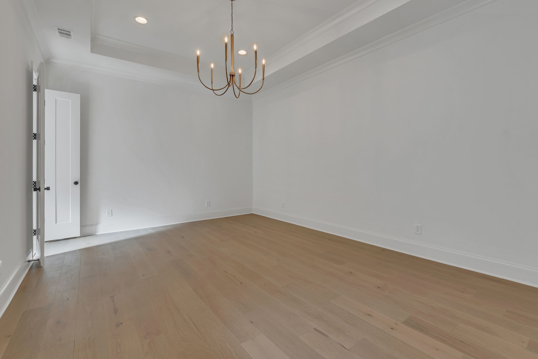 1229 Luckett Rd
