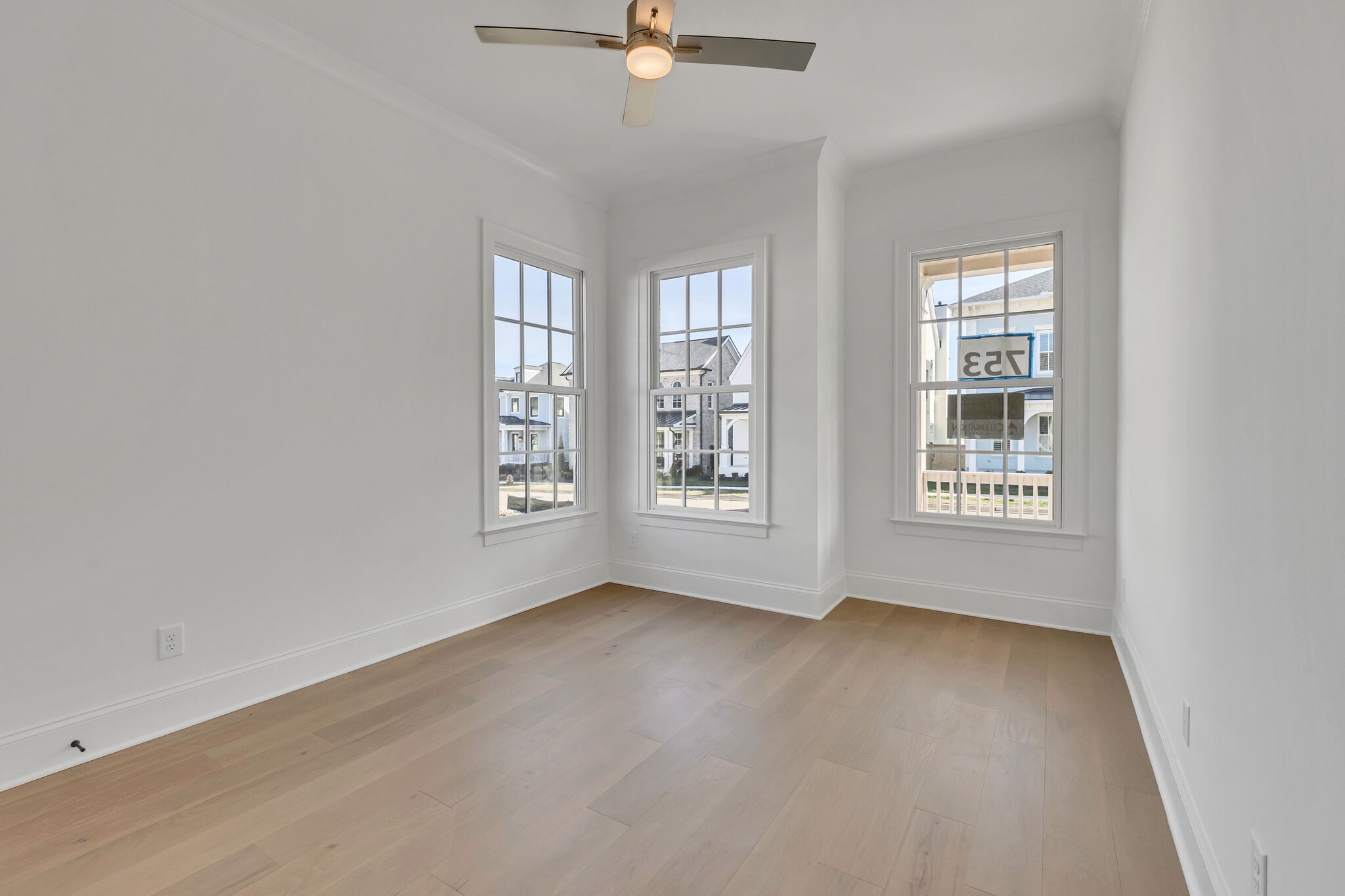 1229 Luckett Rd