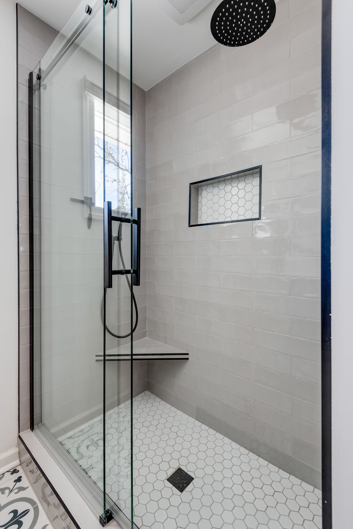 804 Knox Ave Unit: Unit #A