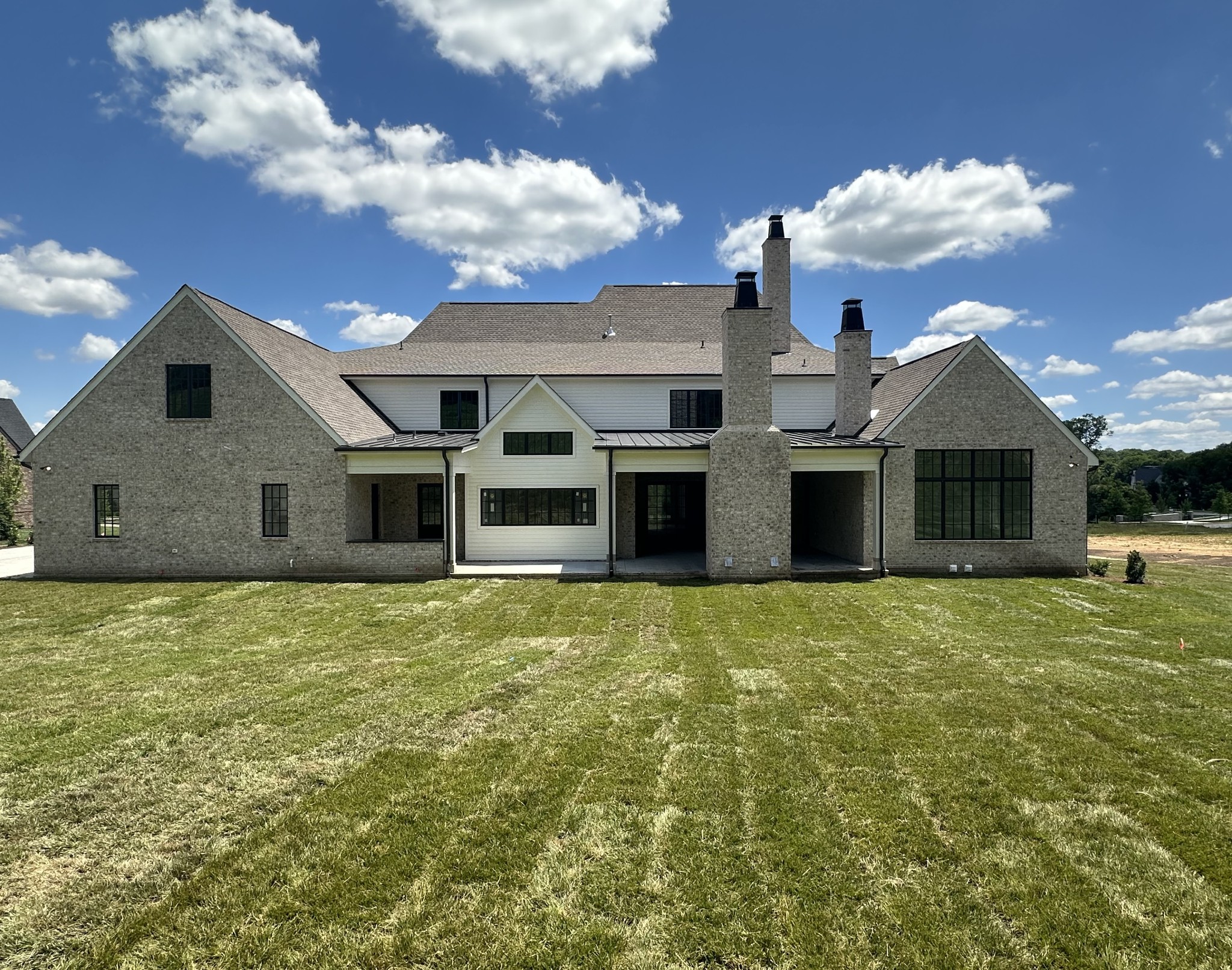 1611 Rosebrooke Dr