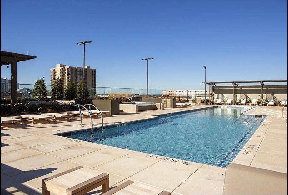 1212 Laurel St Unit: 712