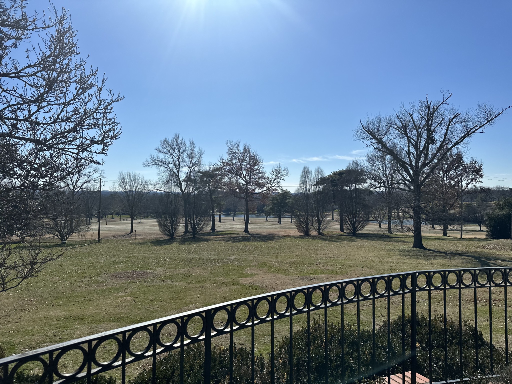 401 W Hillwood Dr
