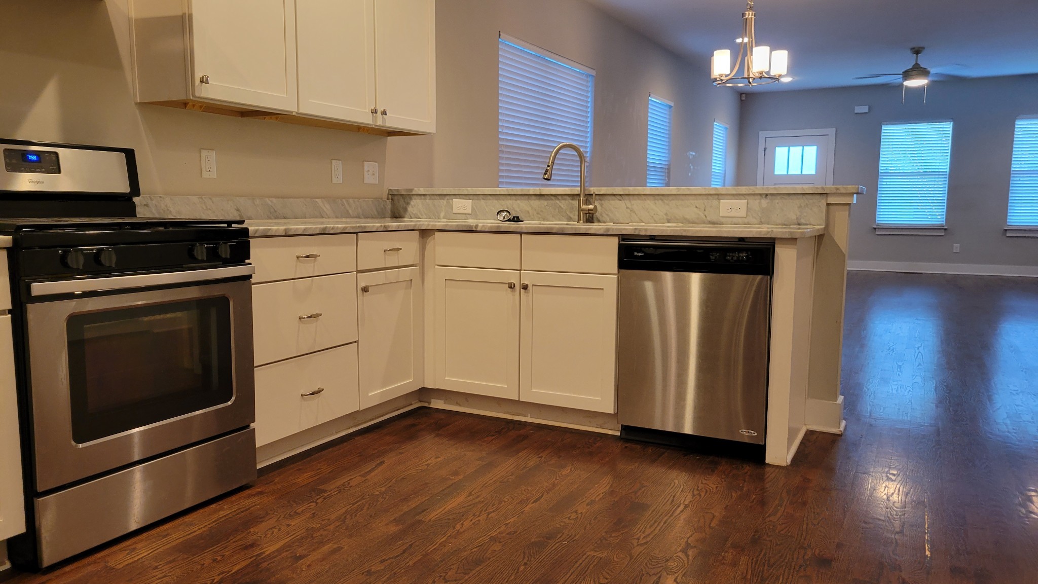 6206 California Ave Unit: A