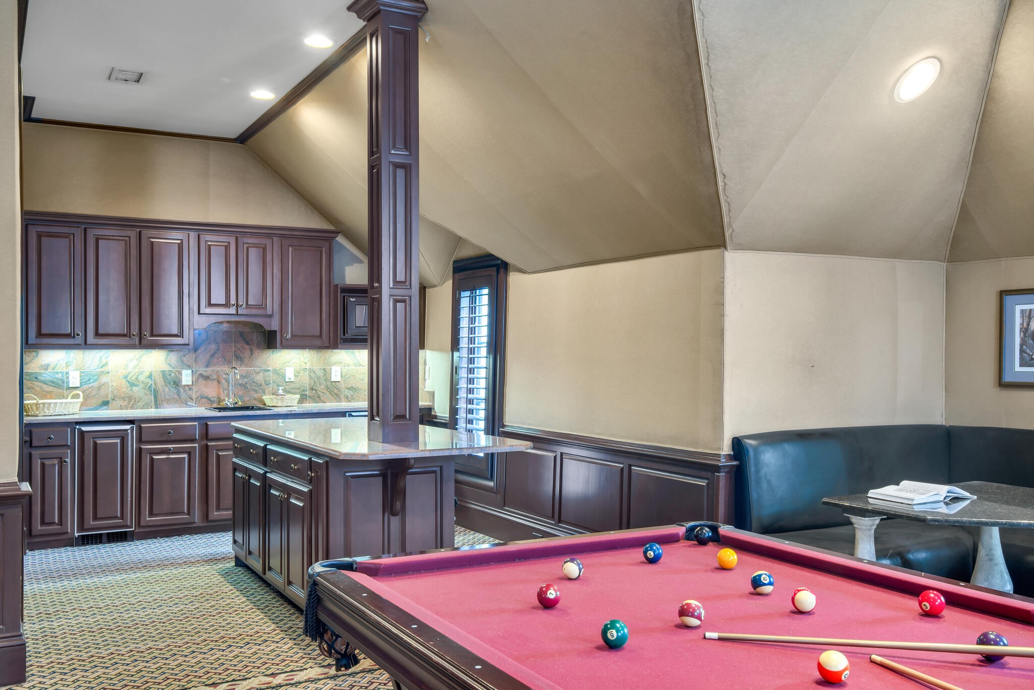 836 Glen Leven Drive