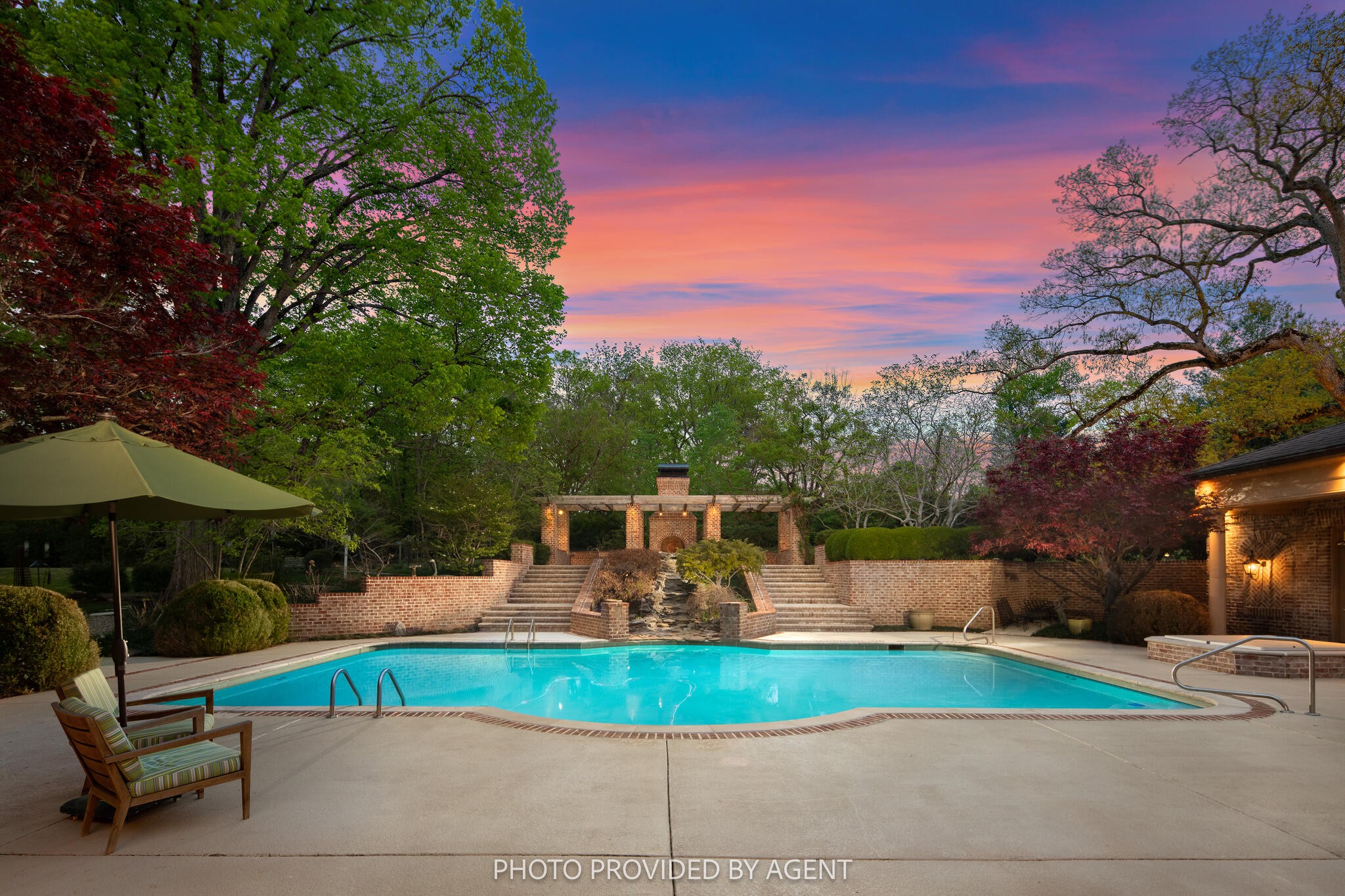 836 Glen Leven Drive
