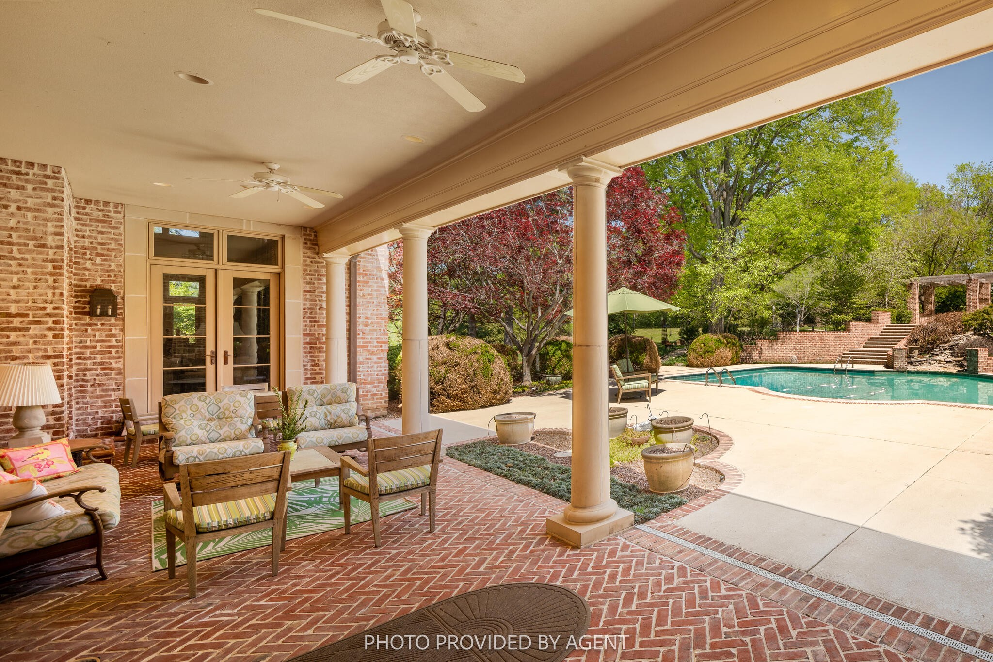 836 Glen Leven Drive