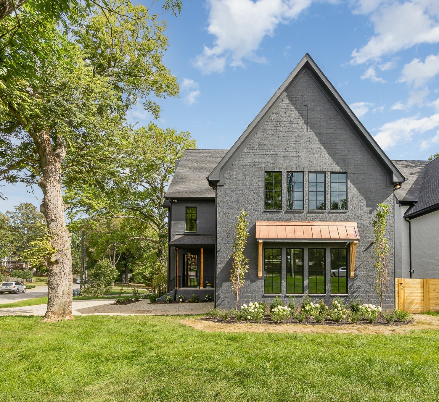 2474 Abbott Martin Rd