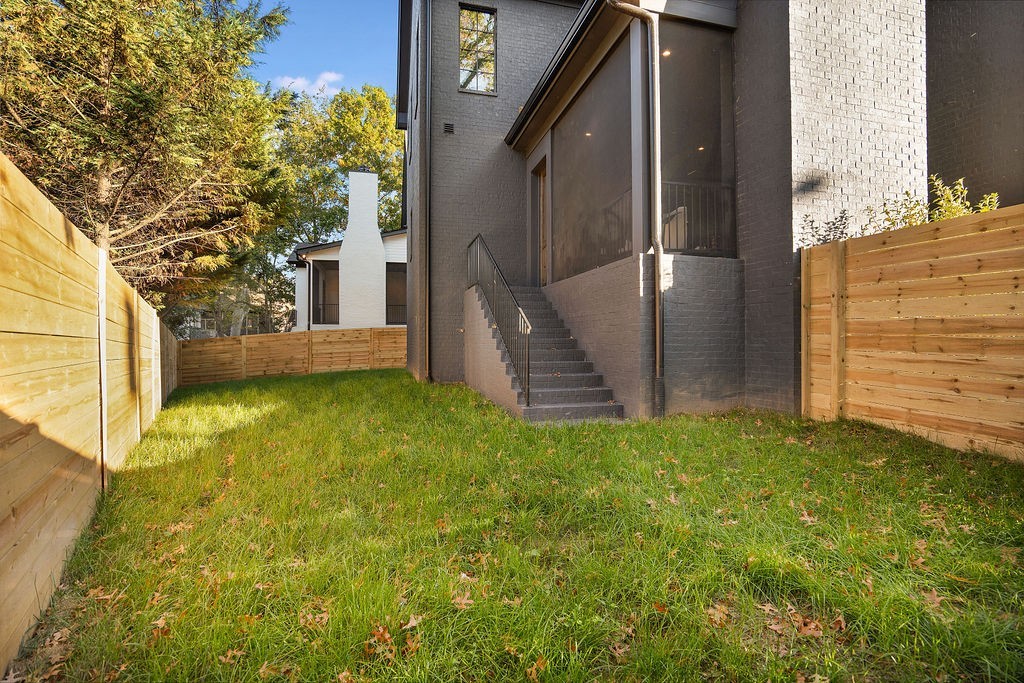 2474 Abbott Martin Rd
