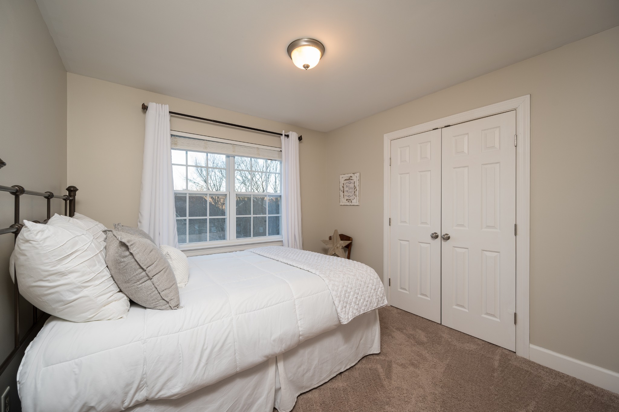313 Goldenrod Ct
