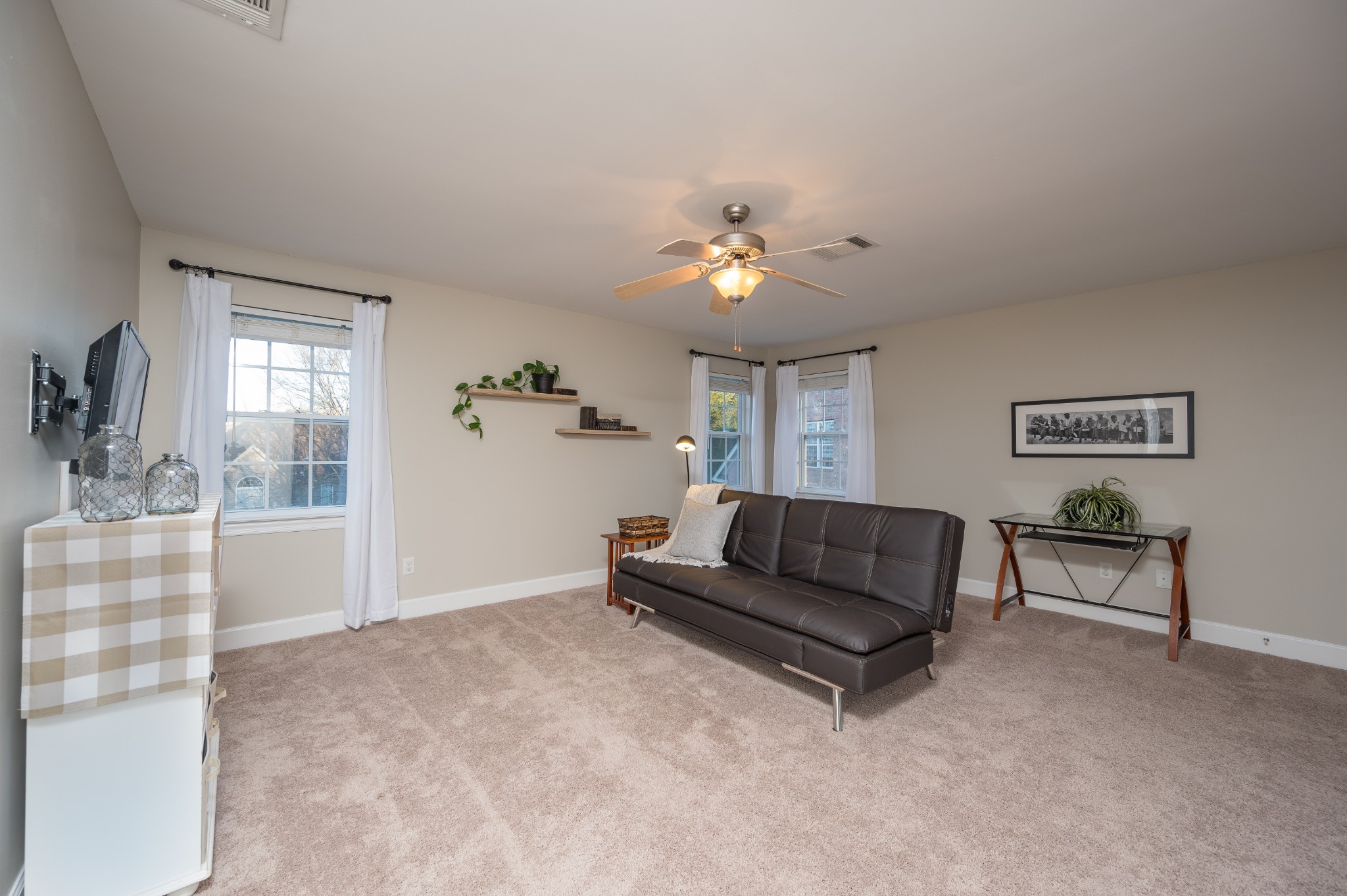 313 Goldenrod Ct