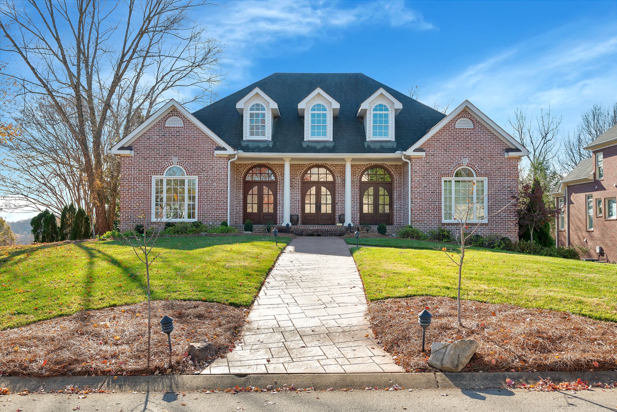 235 Temple Crest Trl