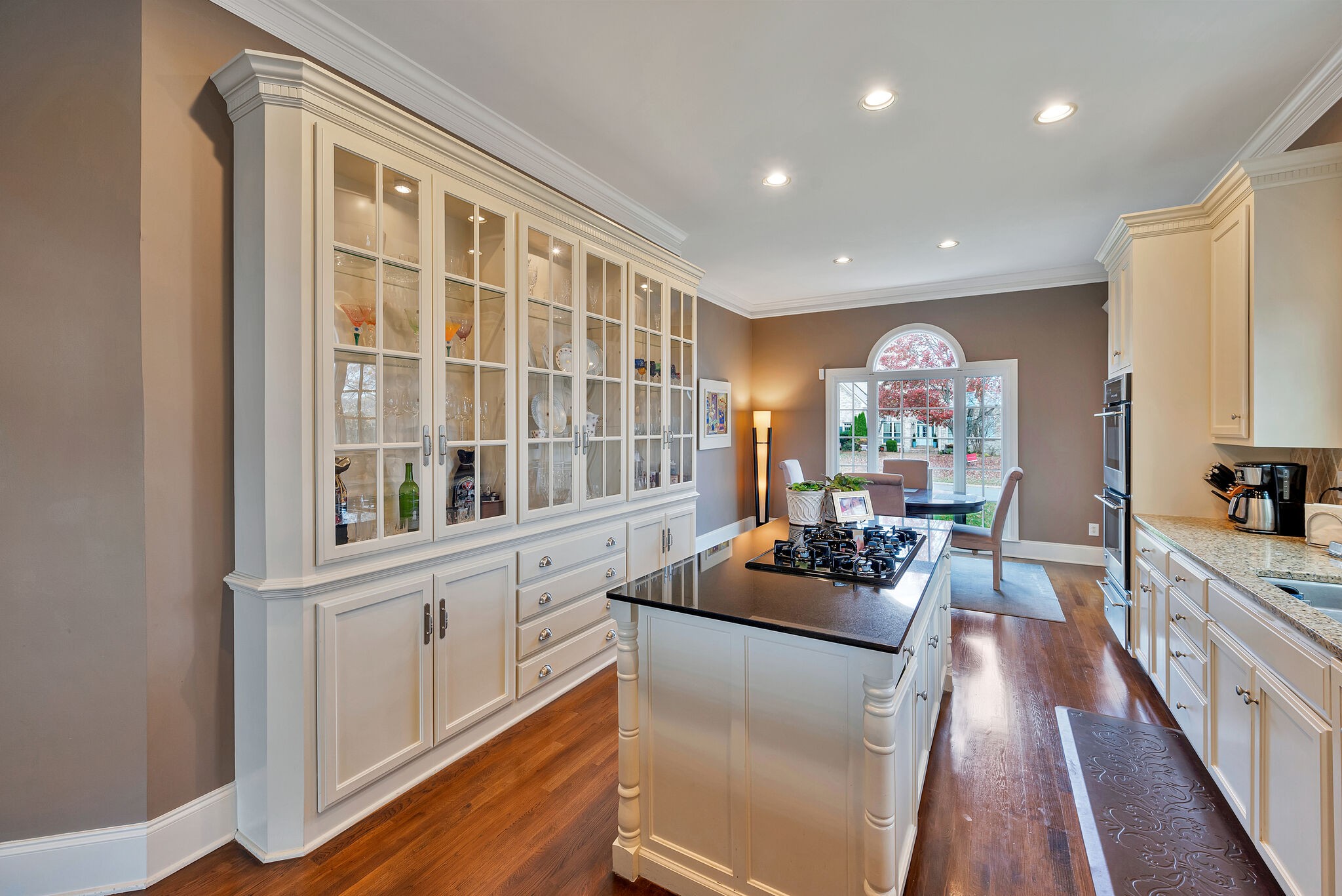 235 Temple Crest Trl
