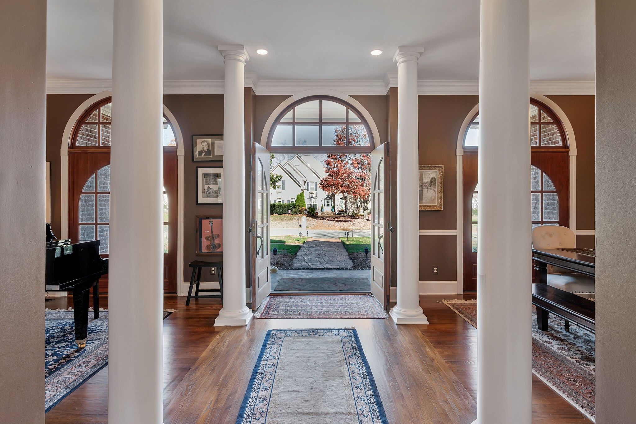 235 Temple Crest Trl