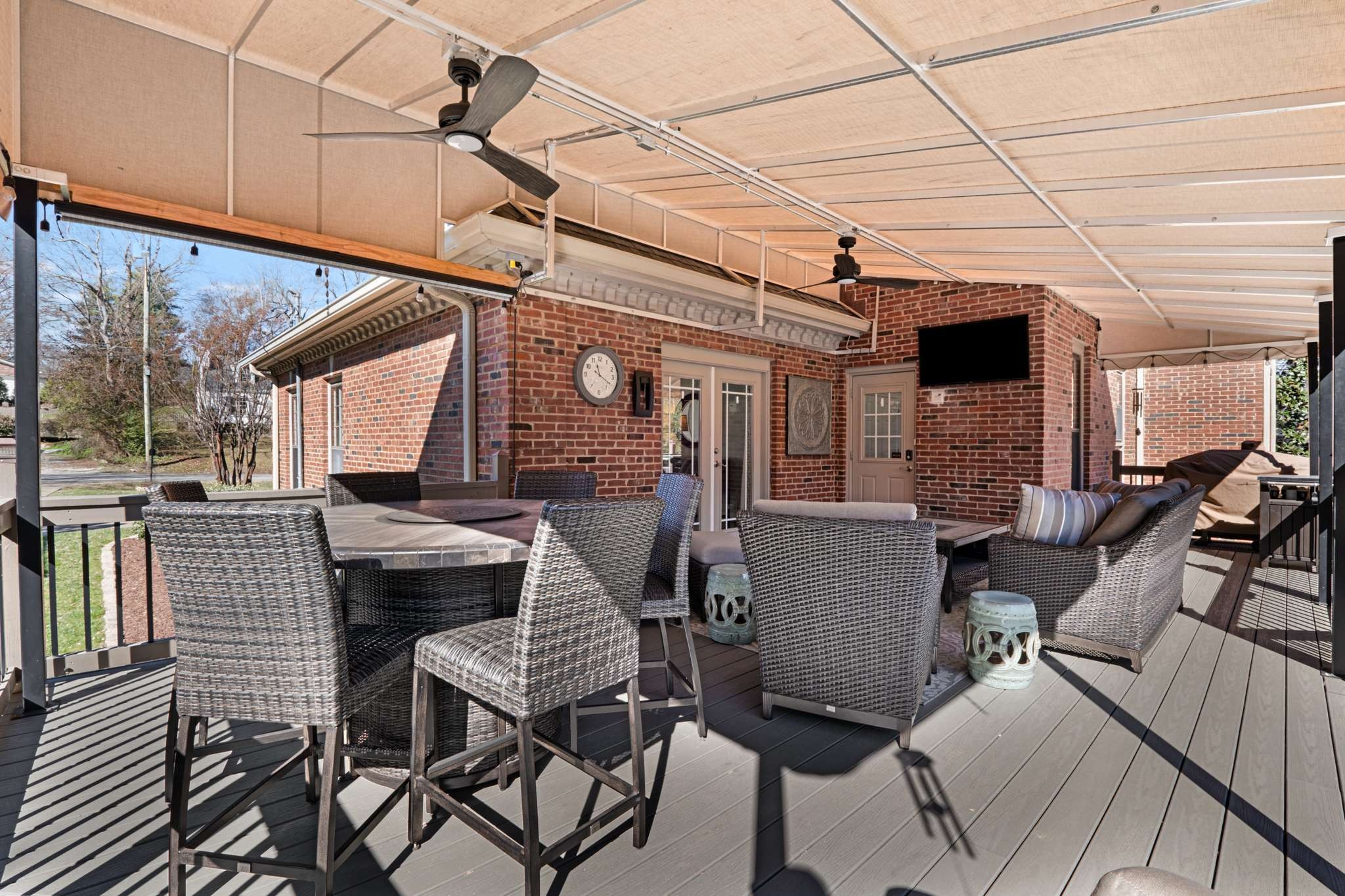 3824 Woodmont Ln