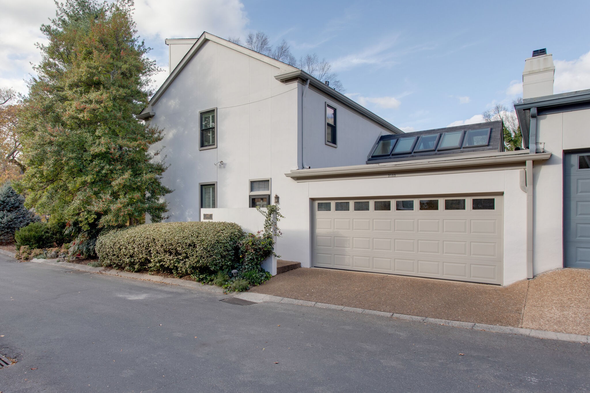 2182 Golf Club Ln