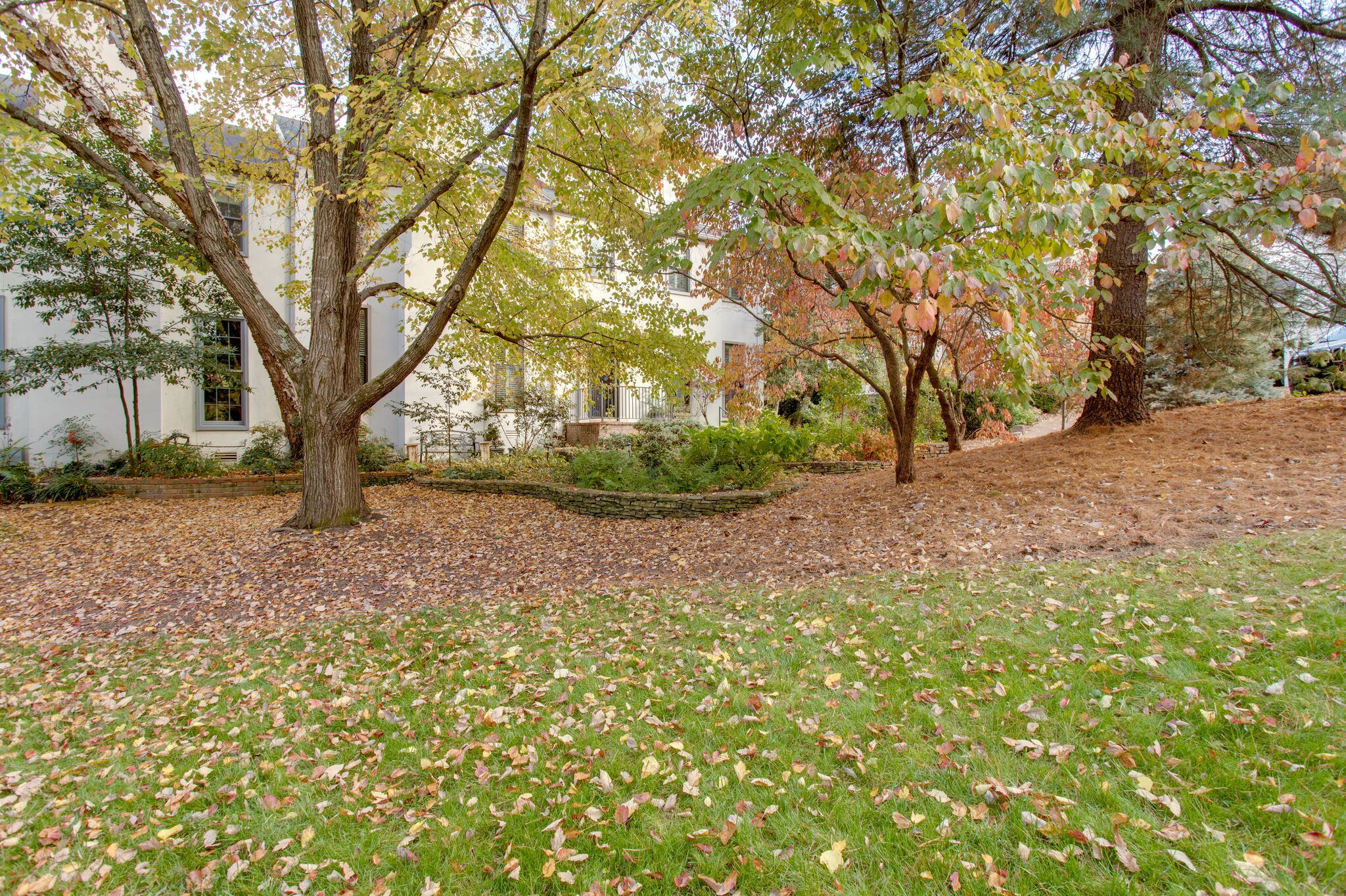 2182 Golf Club Ln