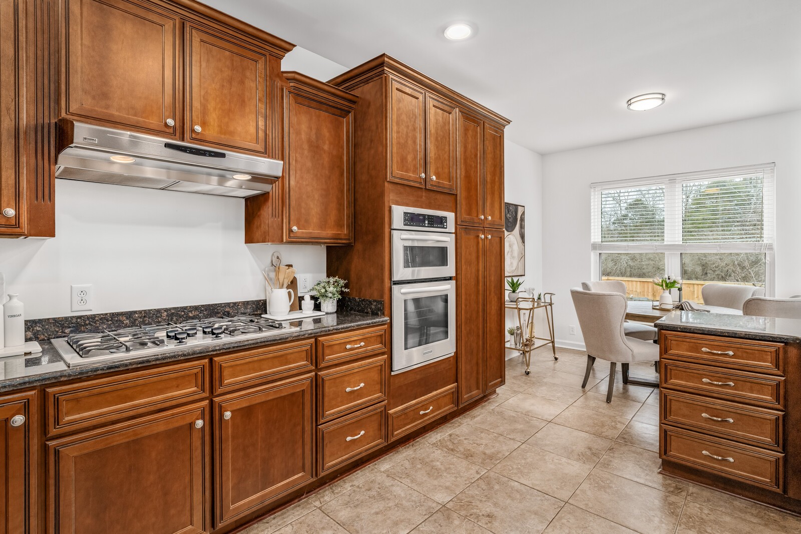 252 Wisteria Dr