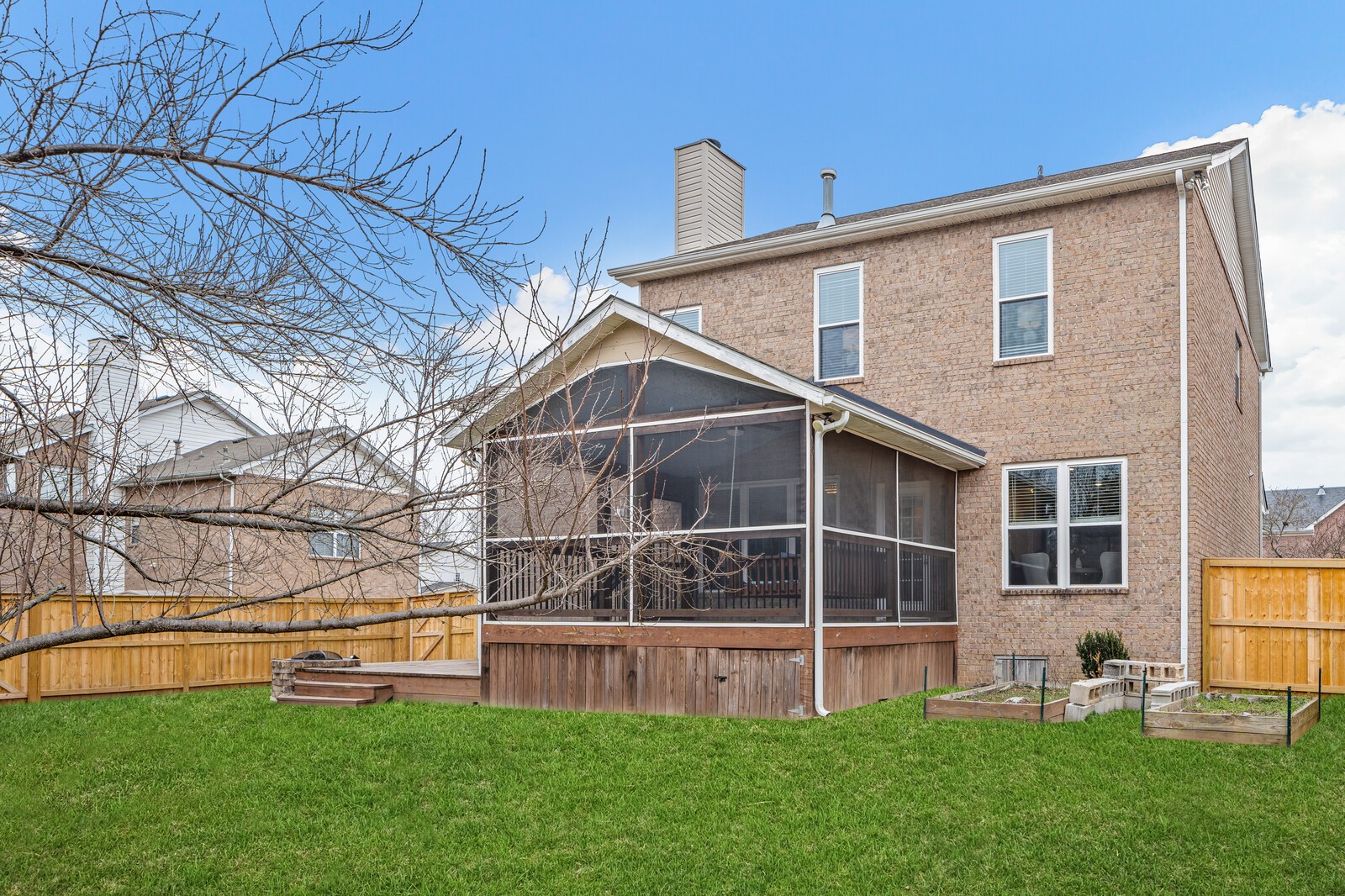 252 Wisteria Dr