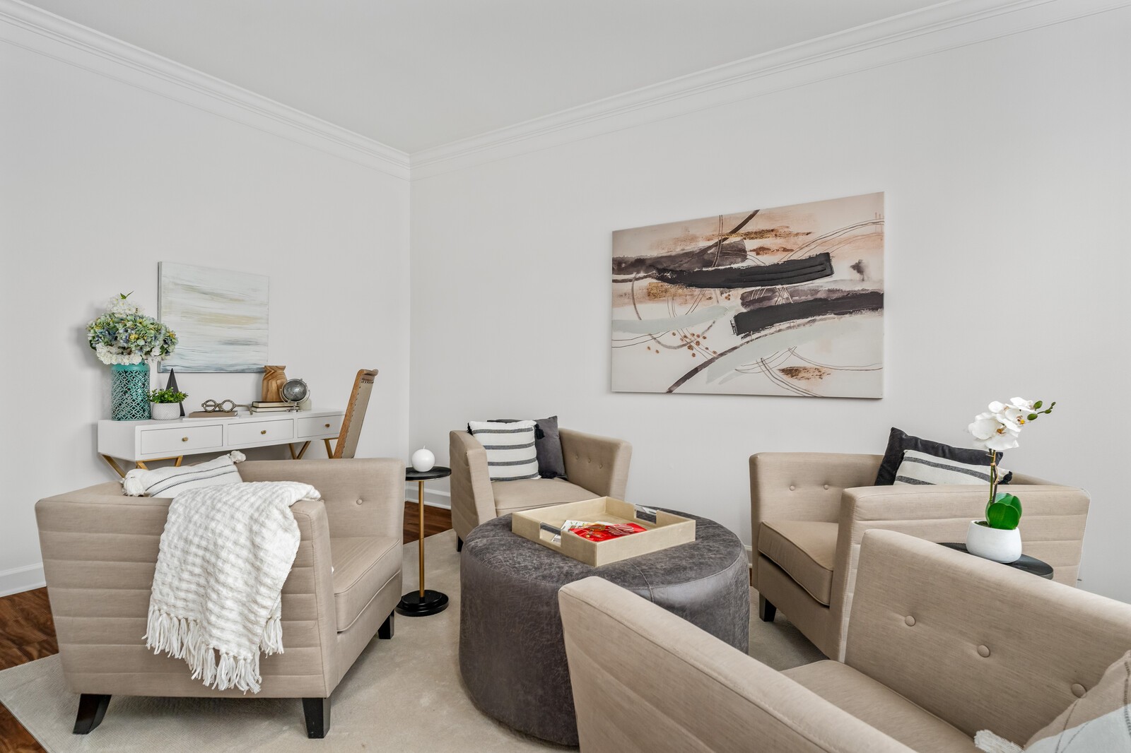 252 Wisteria Dr