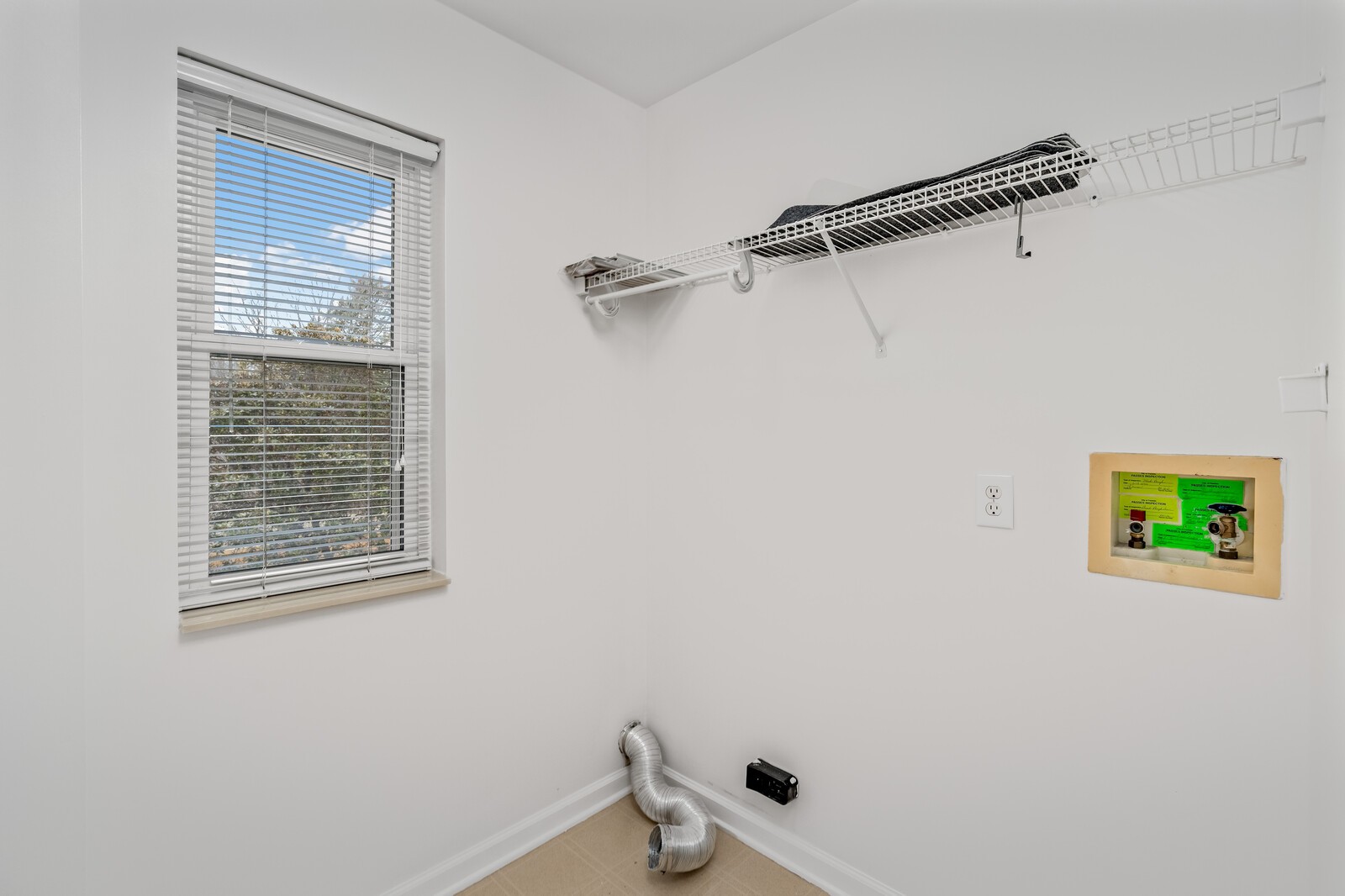 252 Wisteria Dr