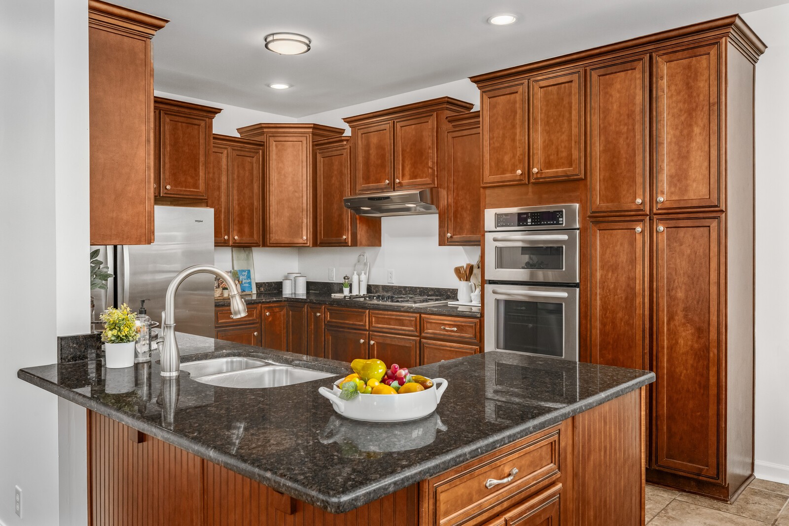 252 Wisteria Dr