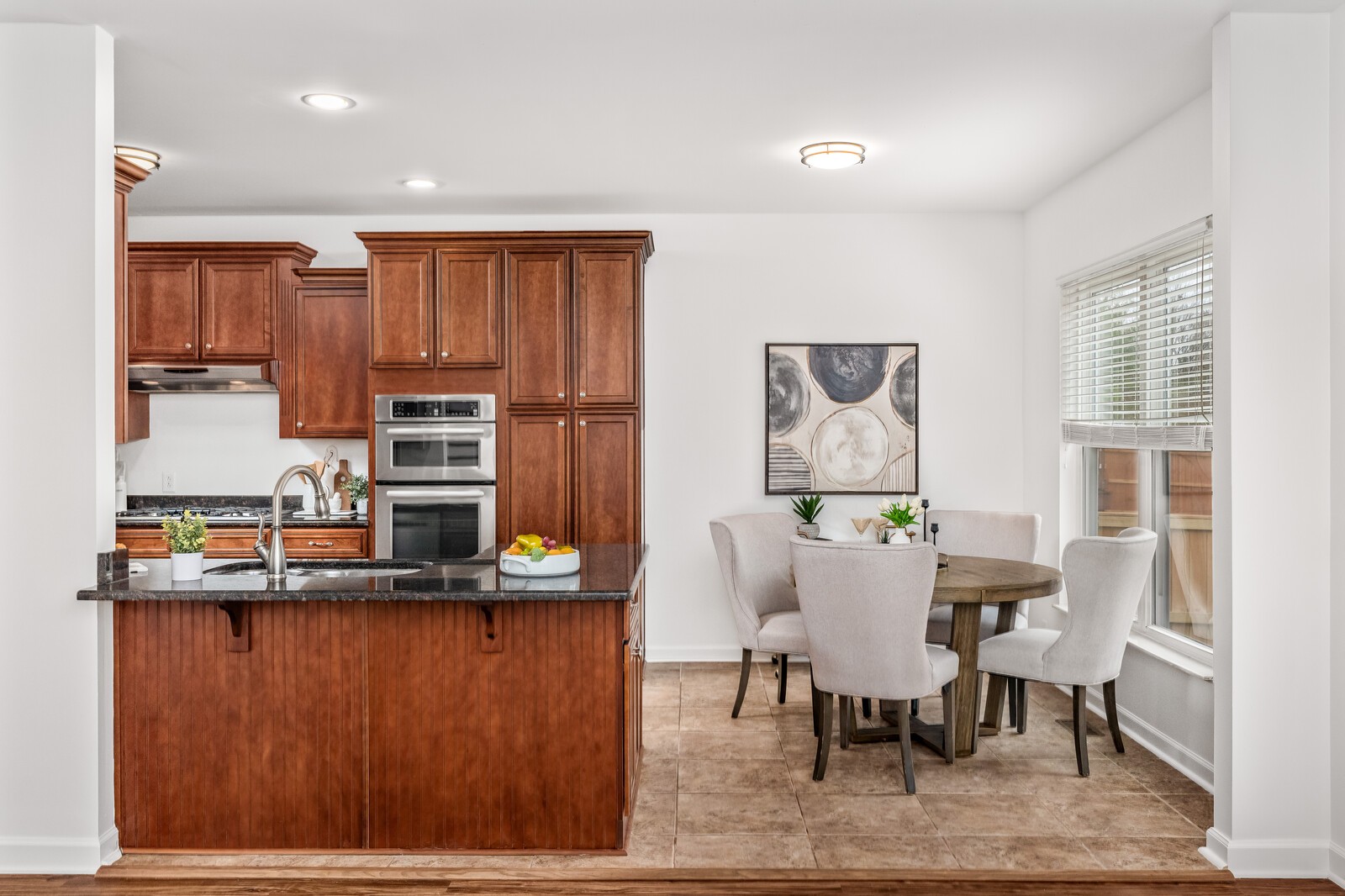 252 Wisteria Dr