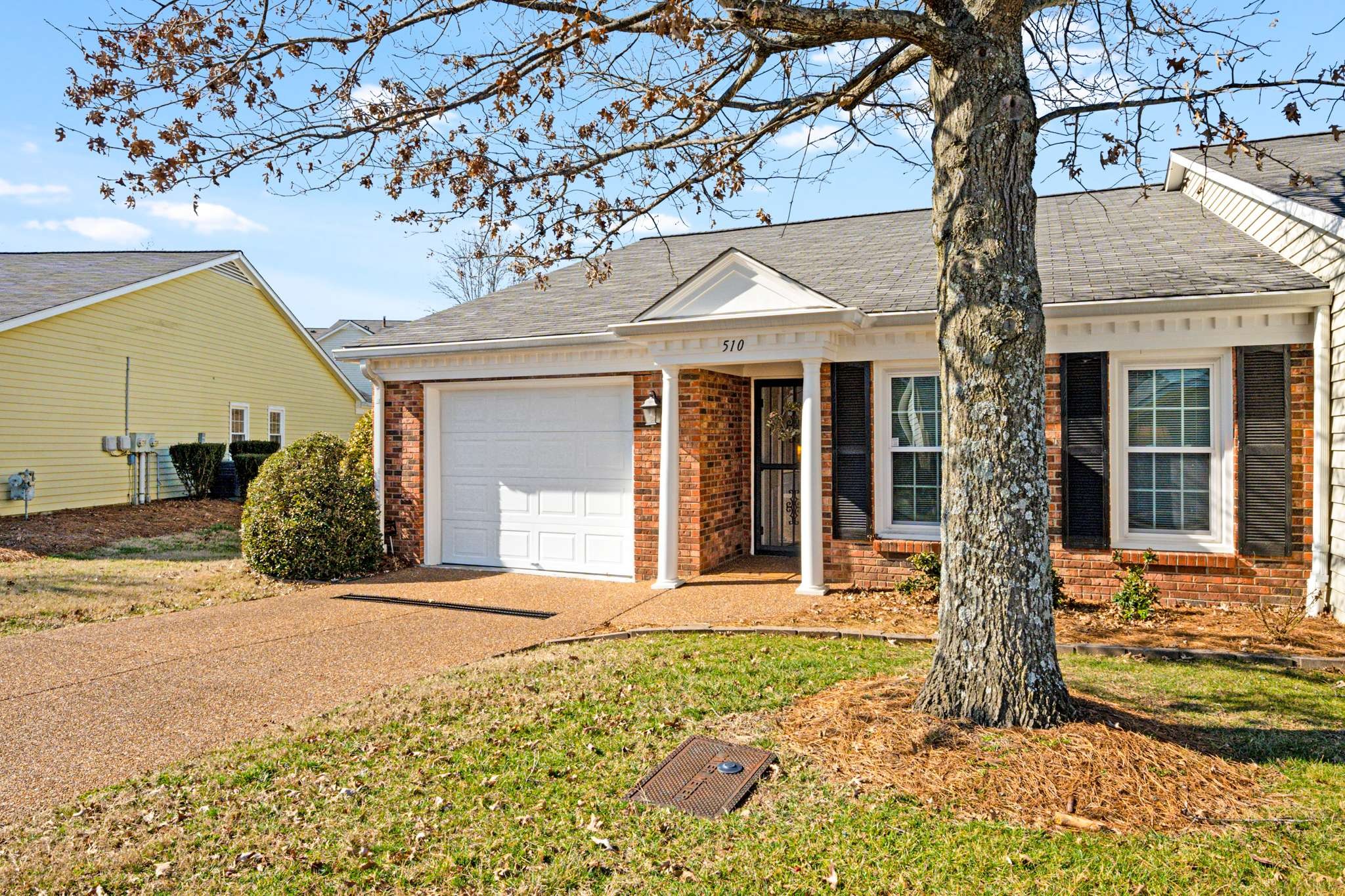 510 Loyola Dr