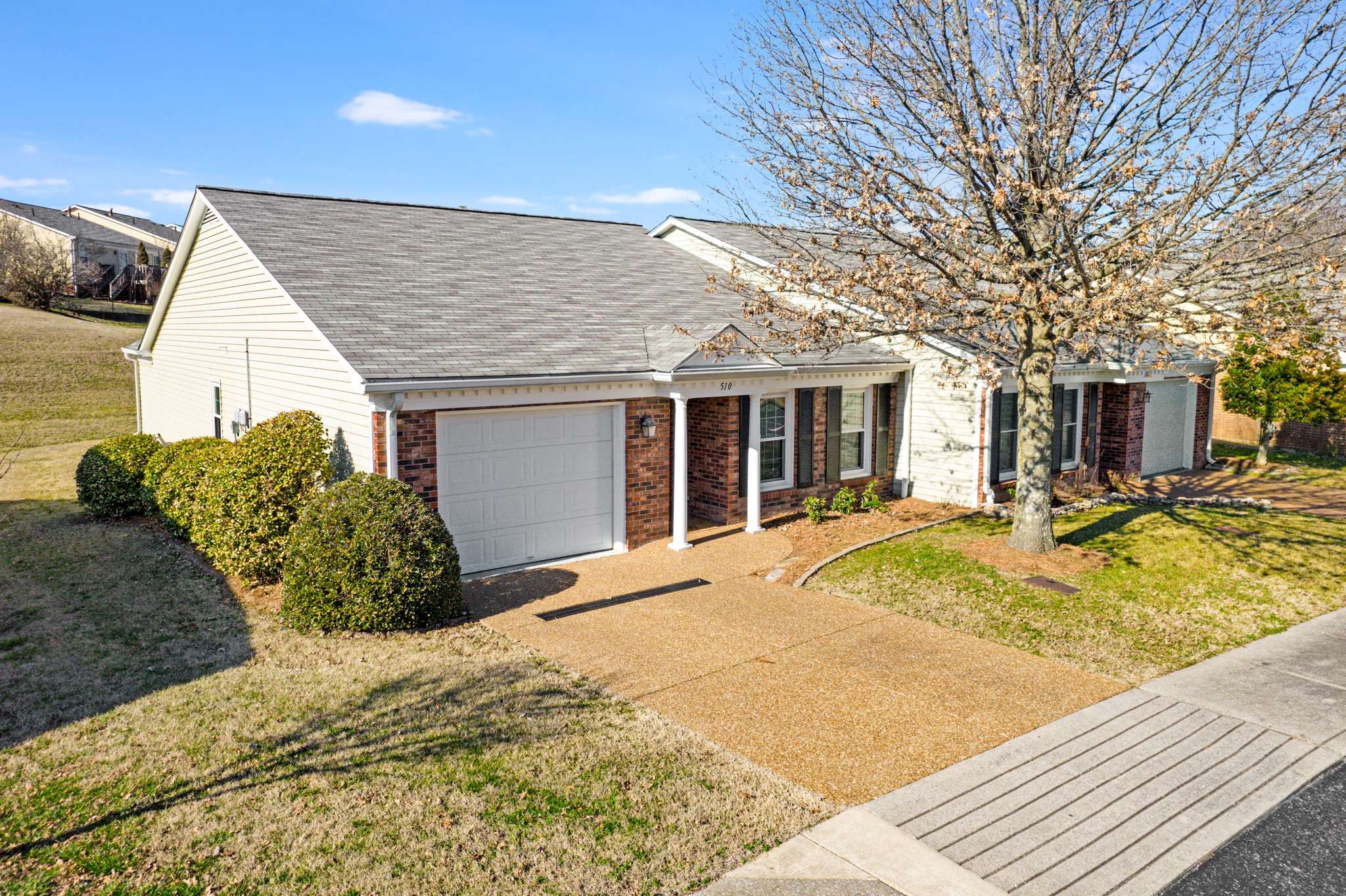 510 Loyola Dr