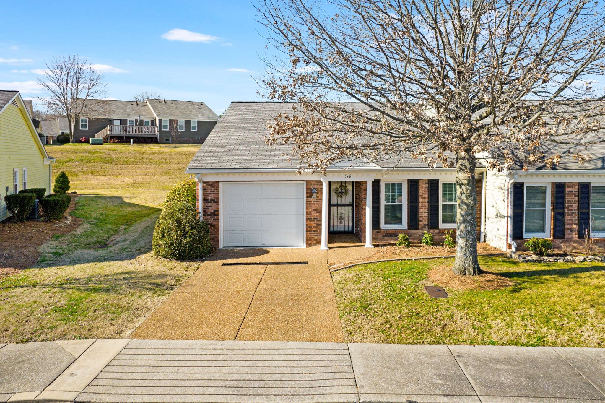 510 Loyola Dr