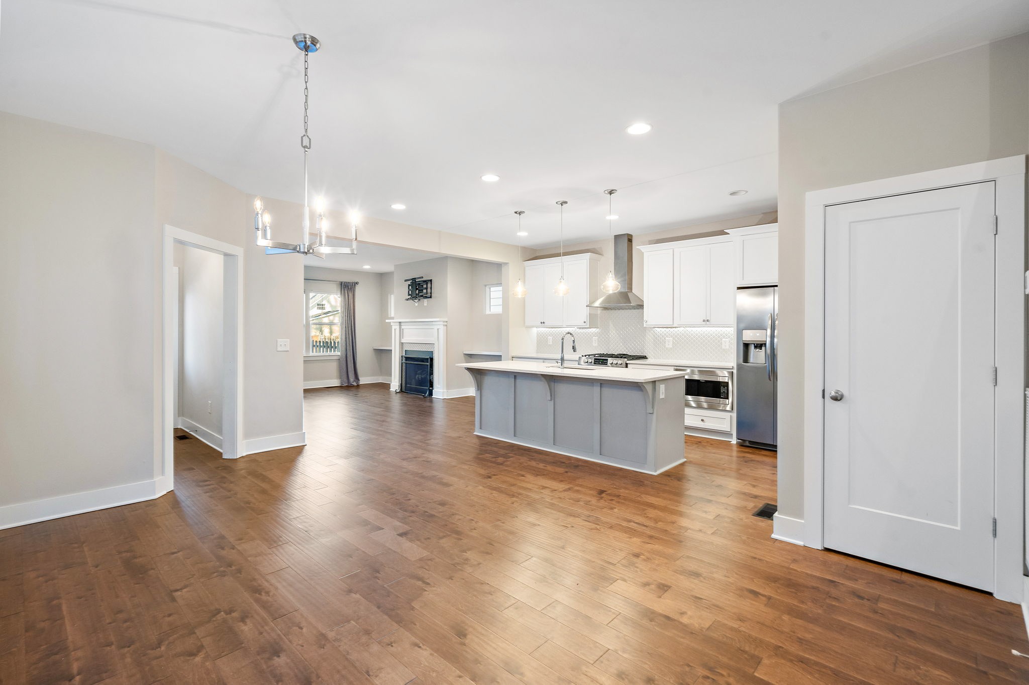 1213 Keller Ave