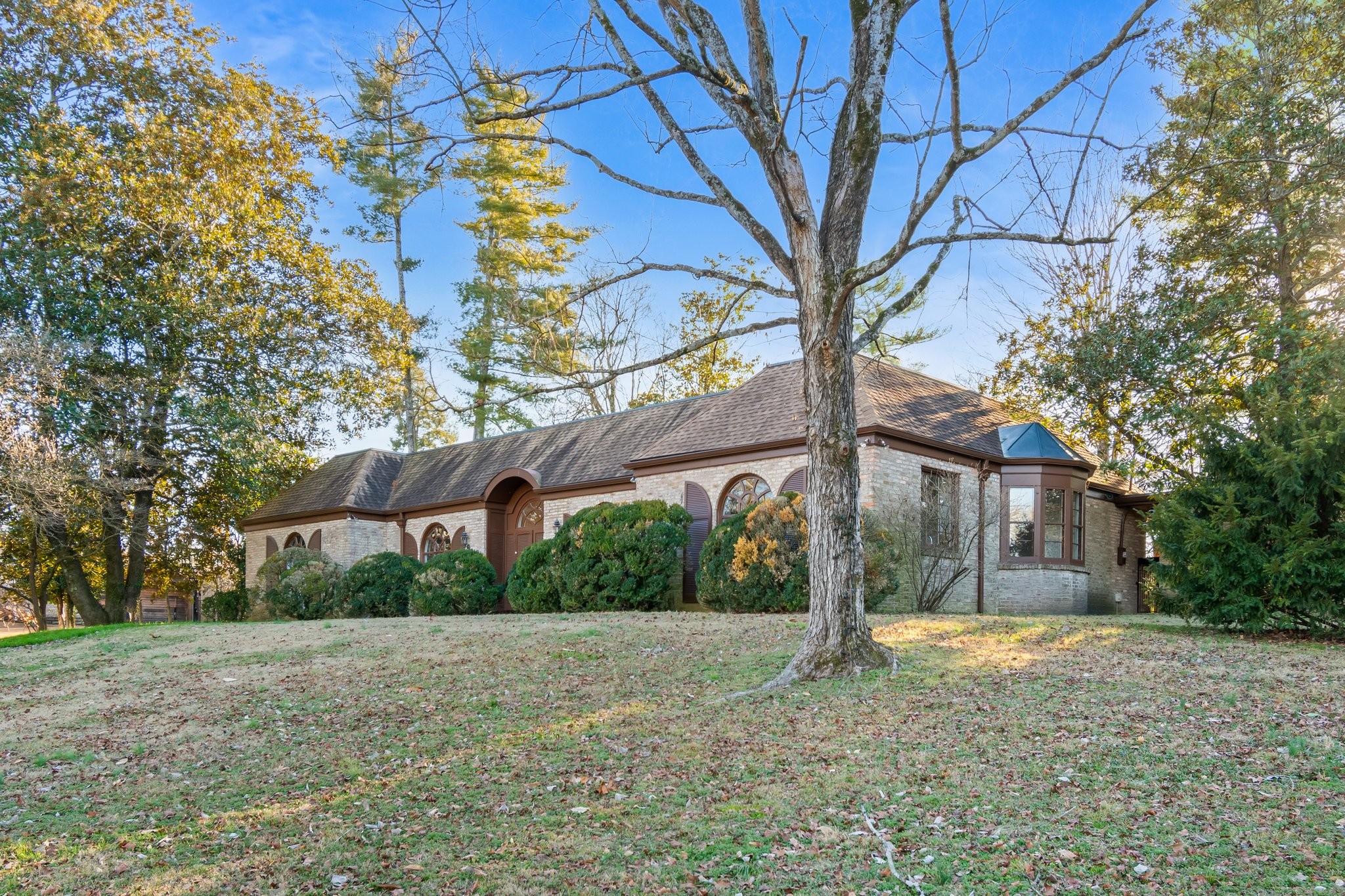 401 Sunnyside Dr