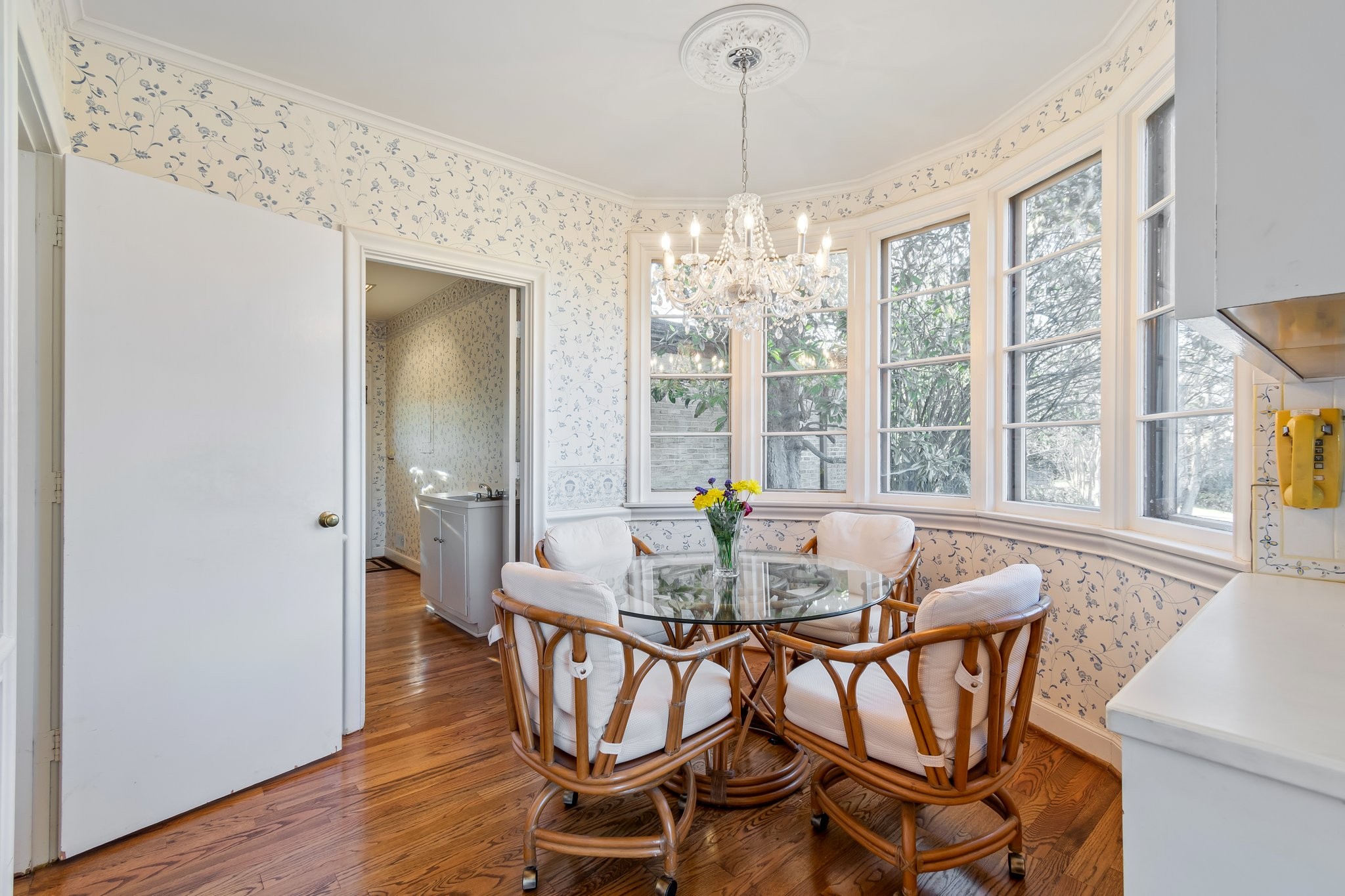 401 Sunnyside Dr