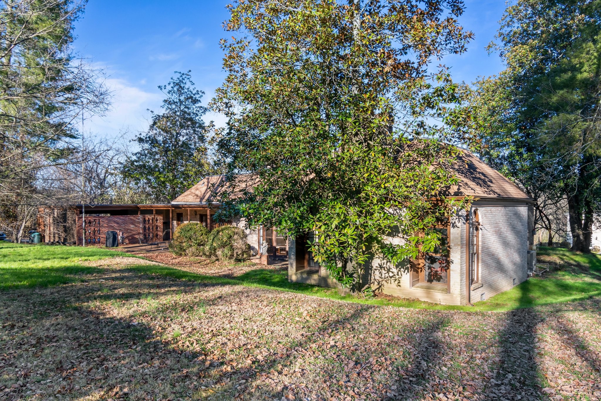 401 Sunnyside Dr