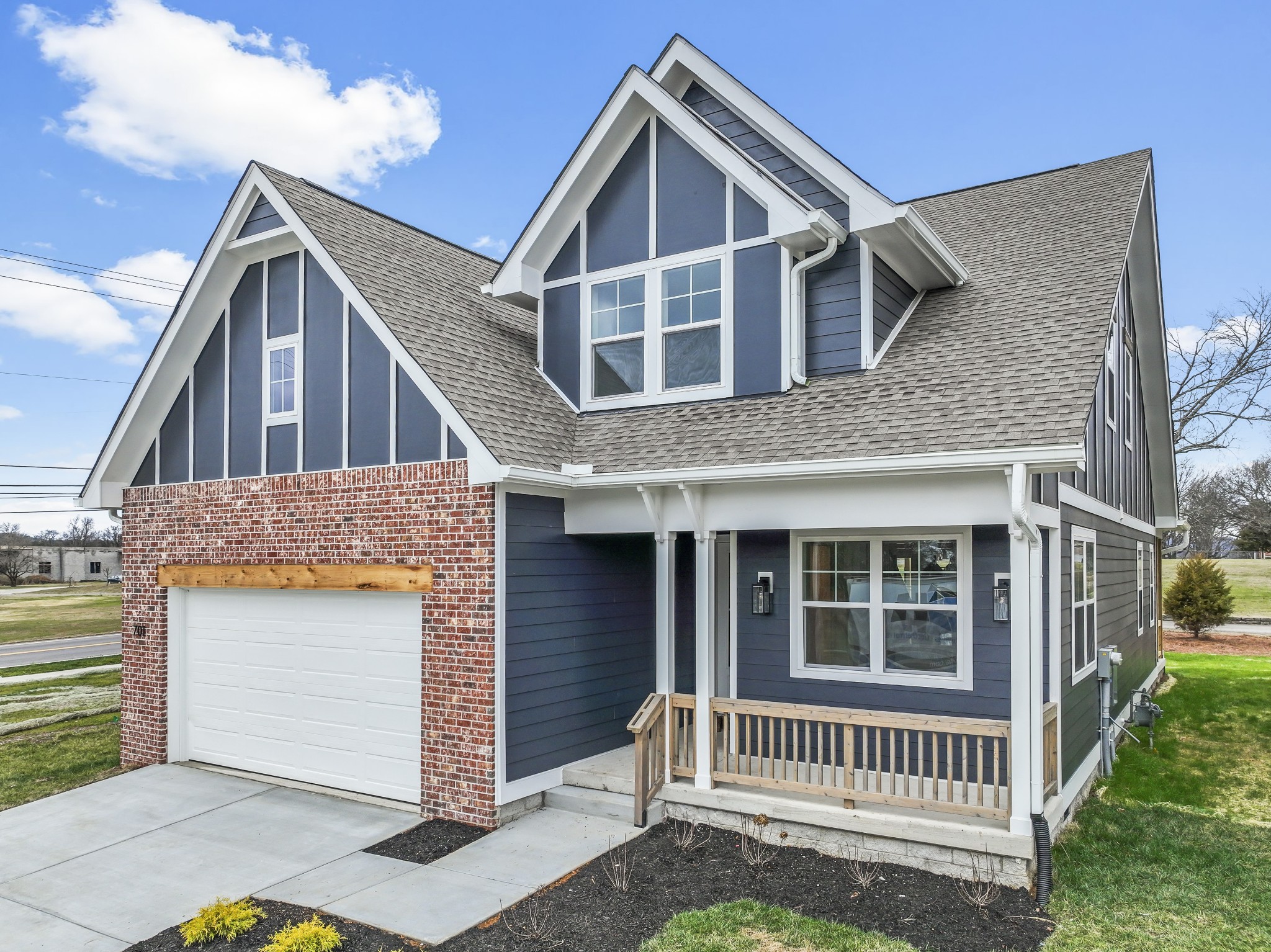 701 Caraway Ln