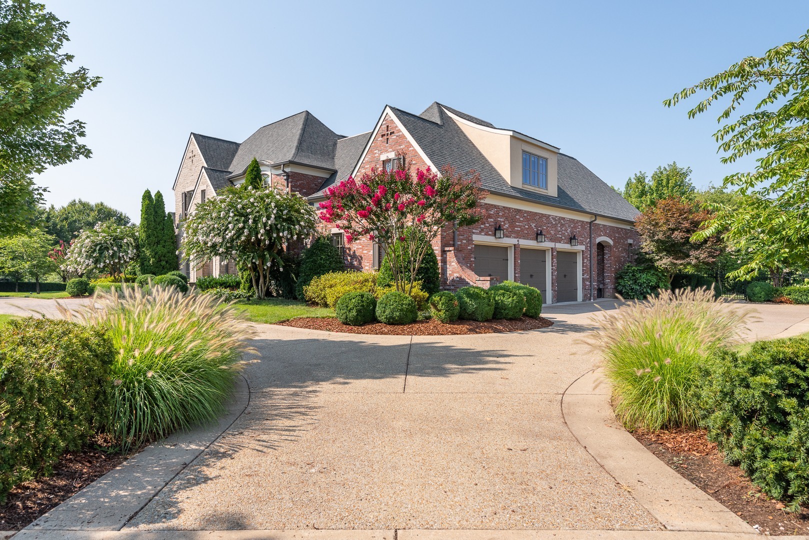 487 Jones Pkwy