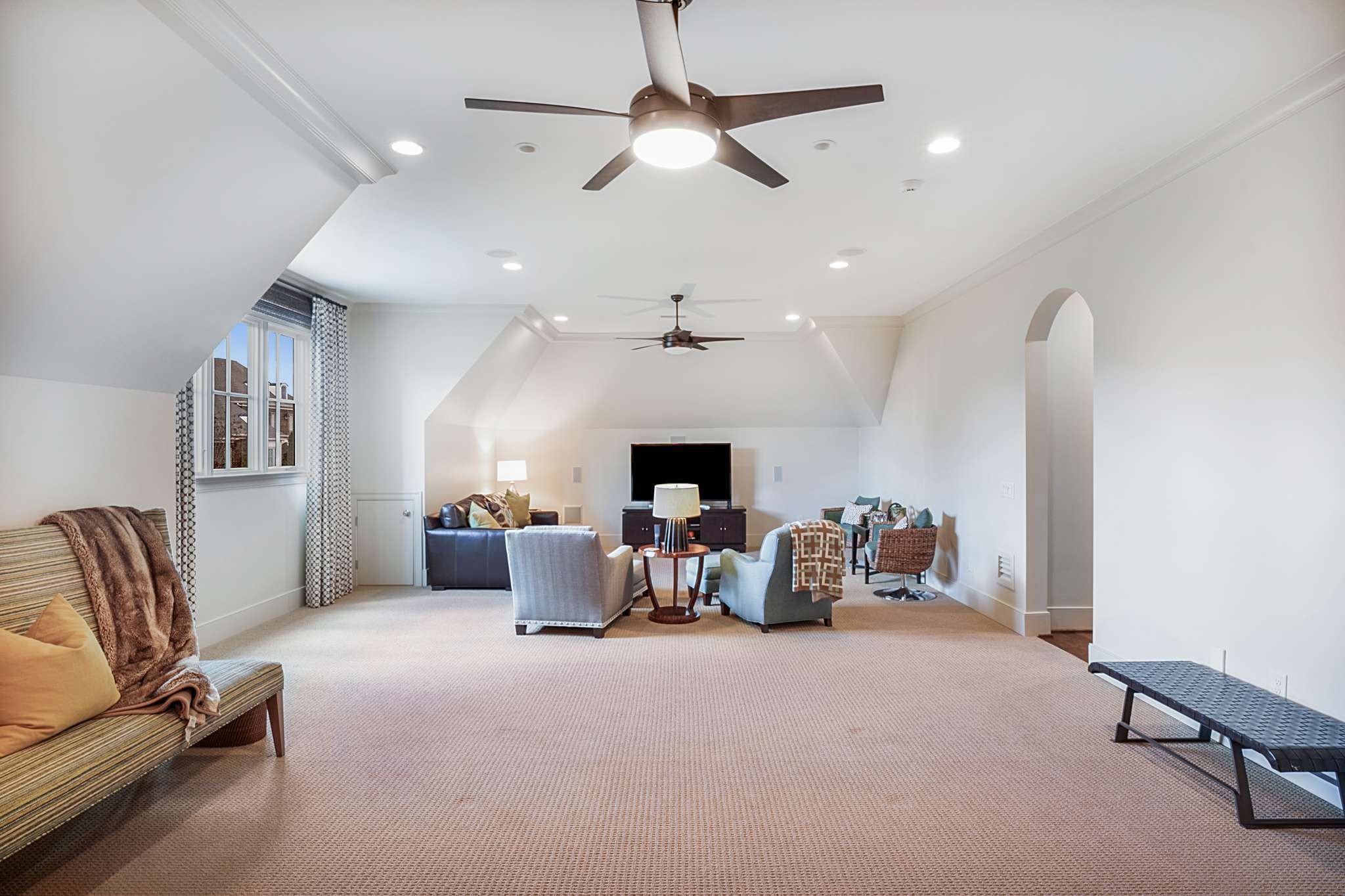 487 Jones Pkwy