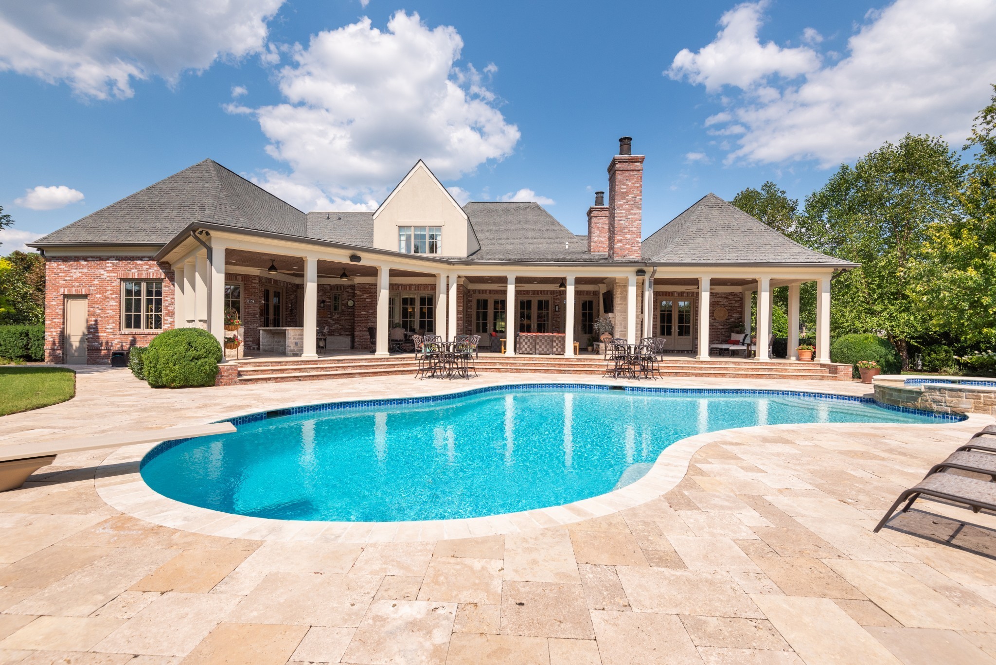 487 Jones Pkwy