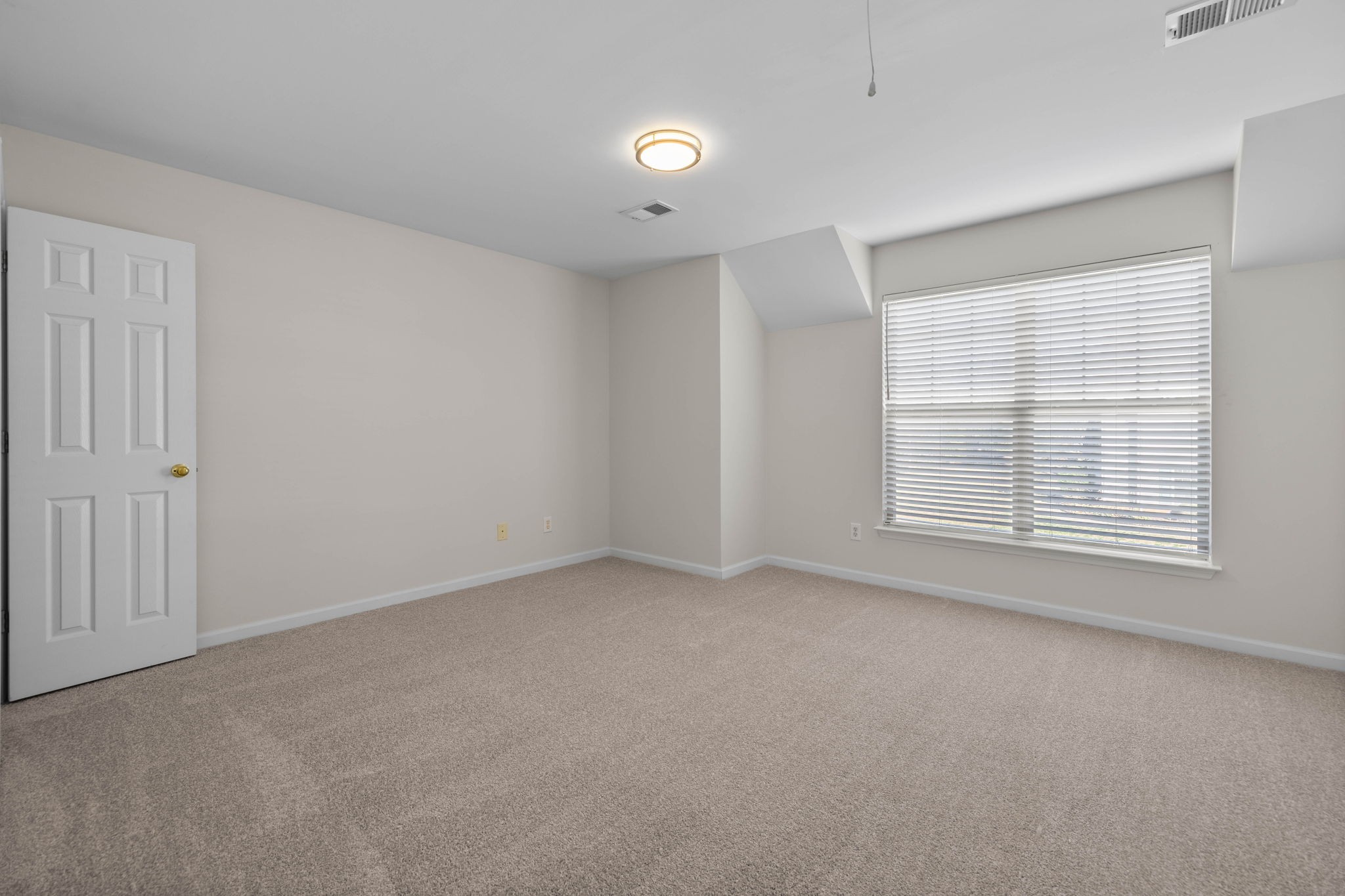 3405 Old Anderson Rd Unit: 303