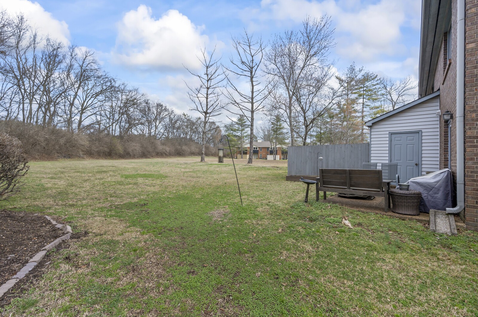 318 Westfield Dr