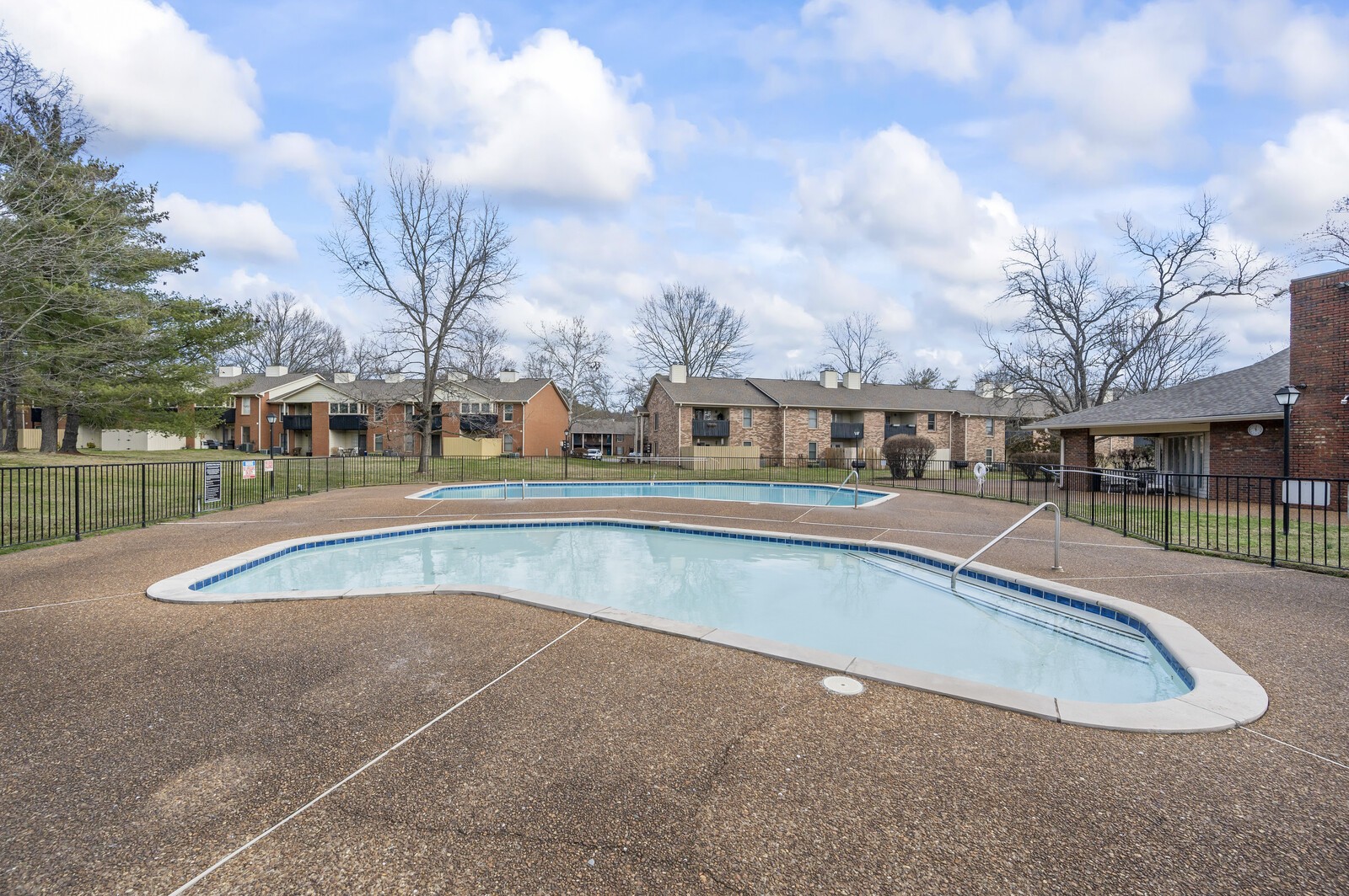 318 Westfield Dr