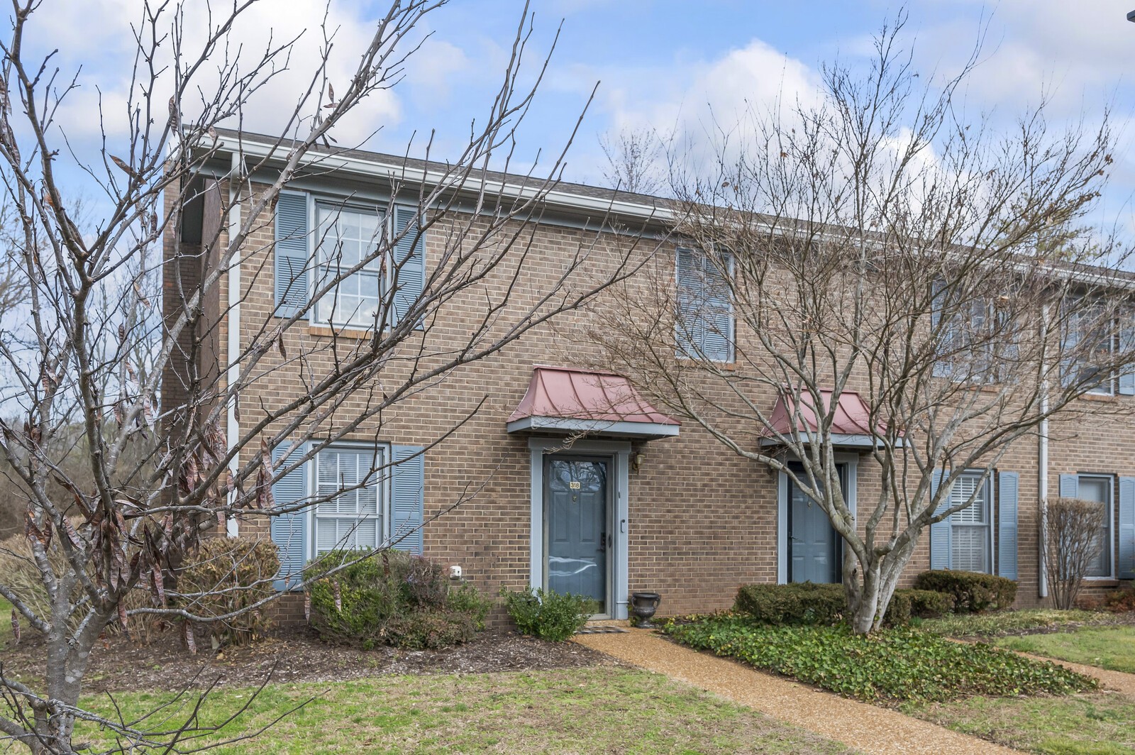 318 Westfield Dr
