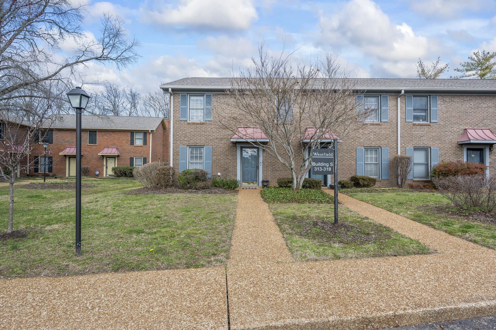 318 Westfield Dr