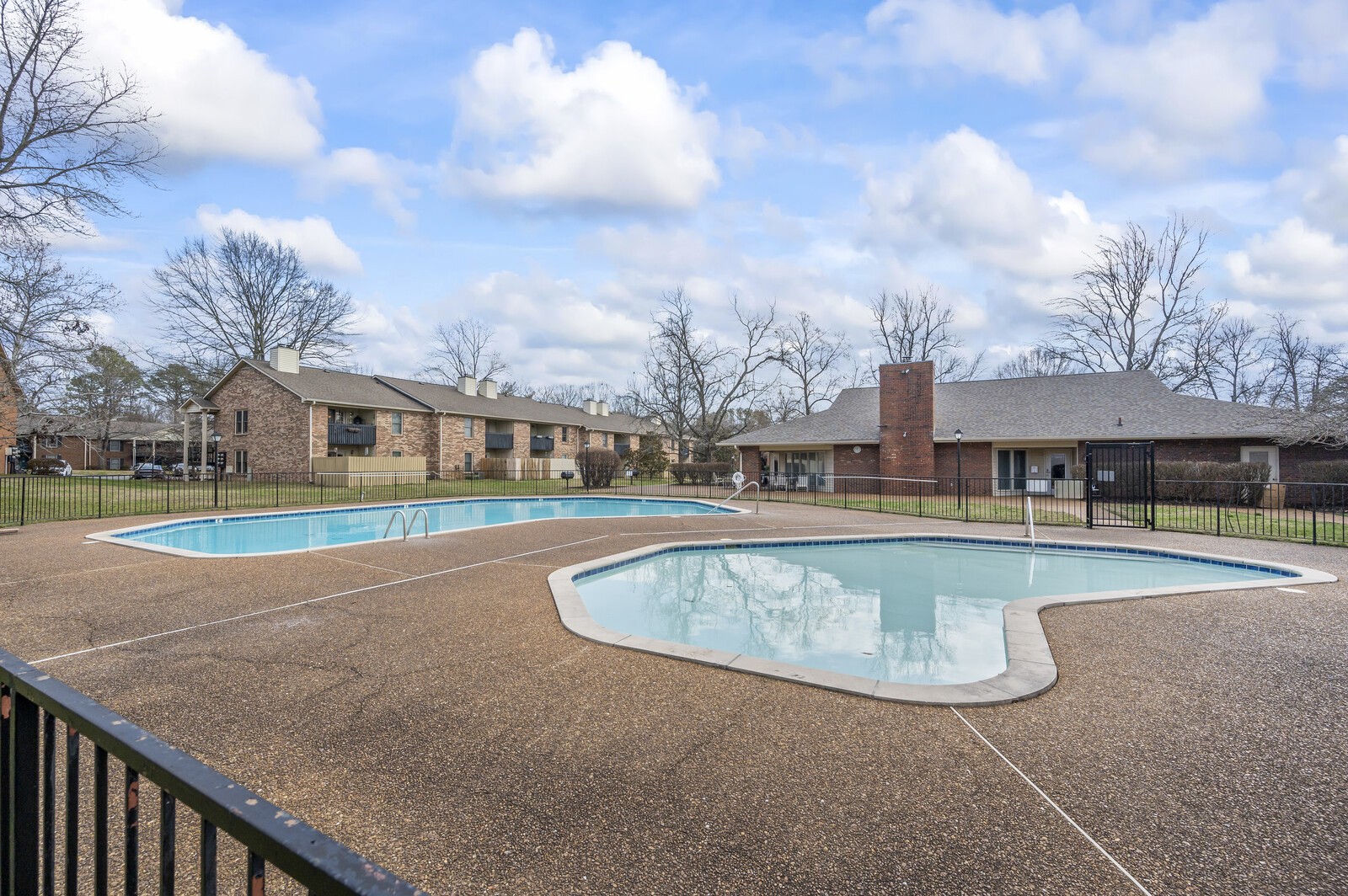 318 Westfield Dr
