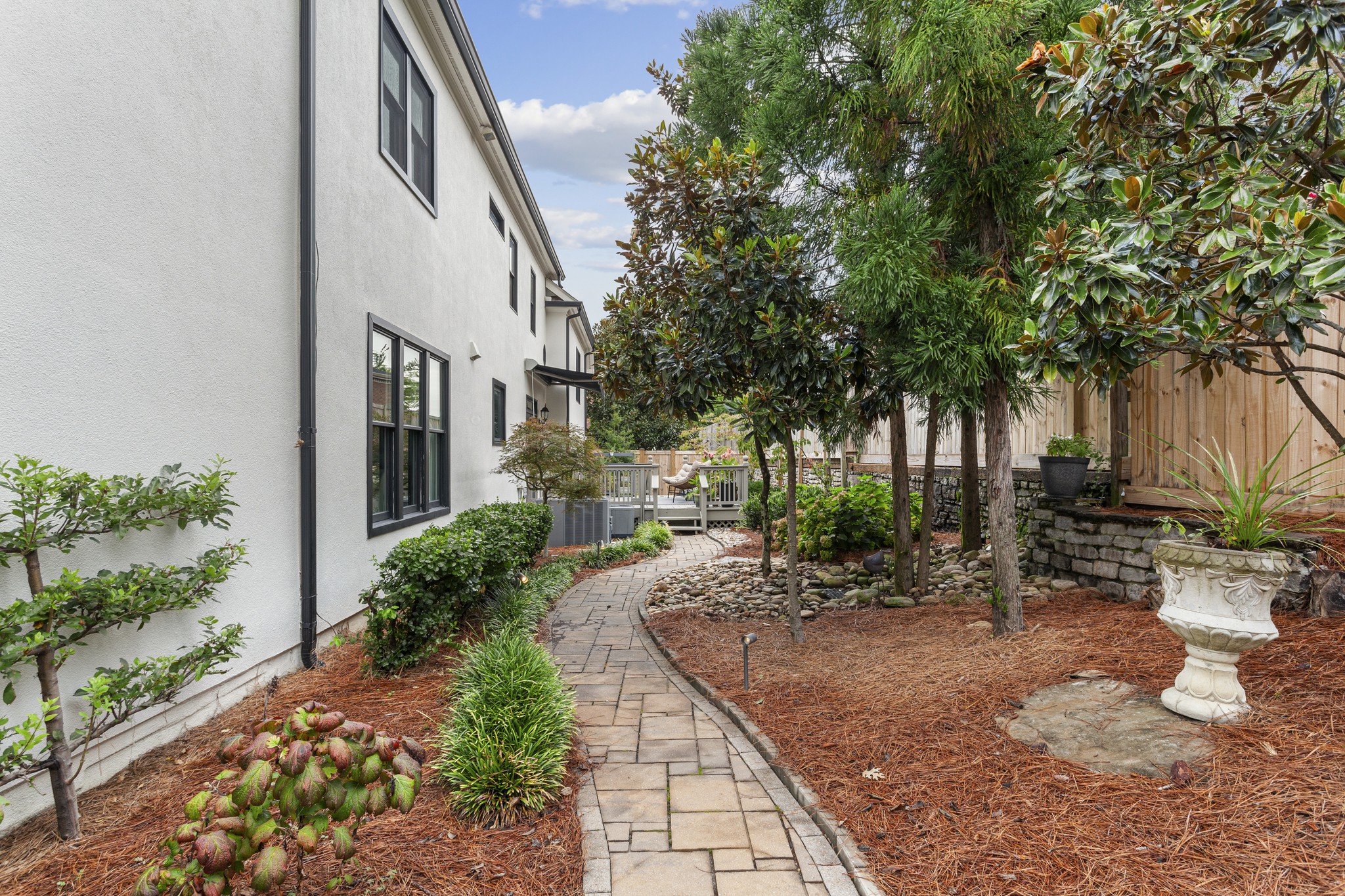 610 Green Park