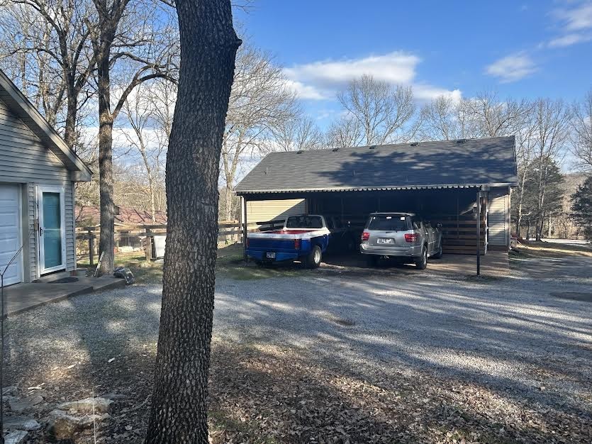 1366 Spring Creek Rd