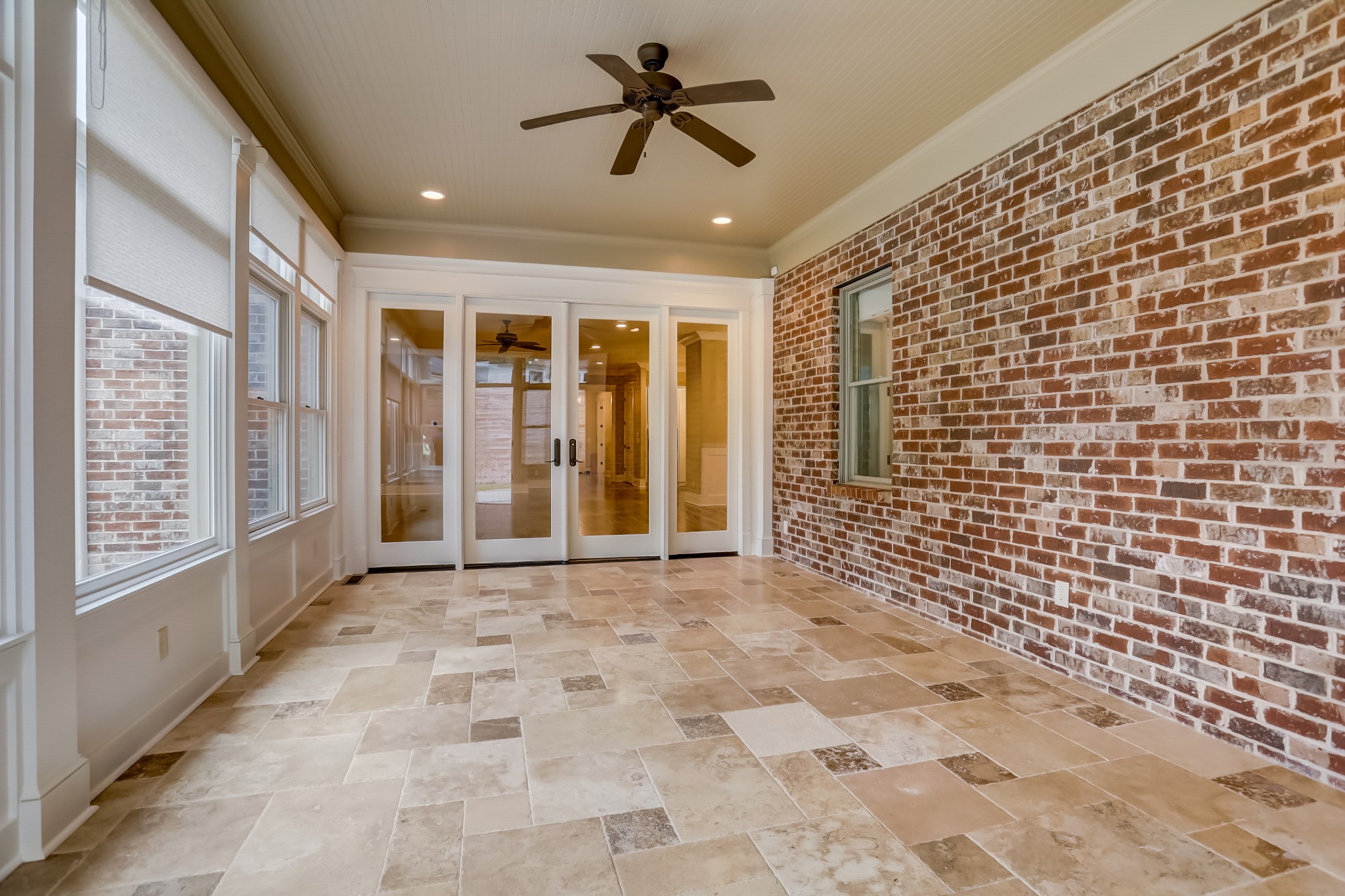 1016A Glendale Ln