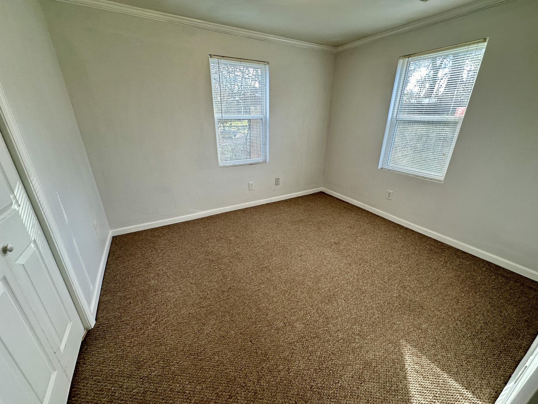 2705 Hartford Dr