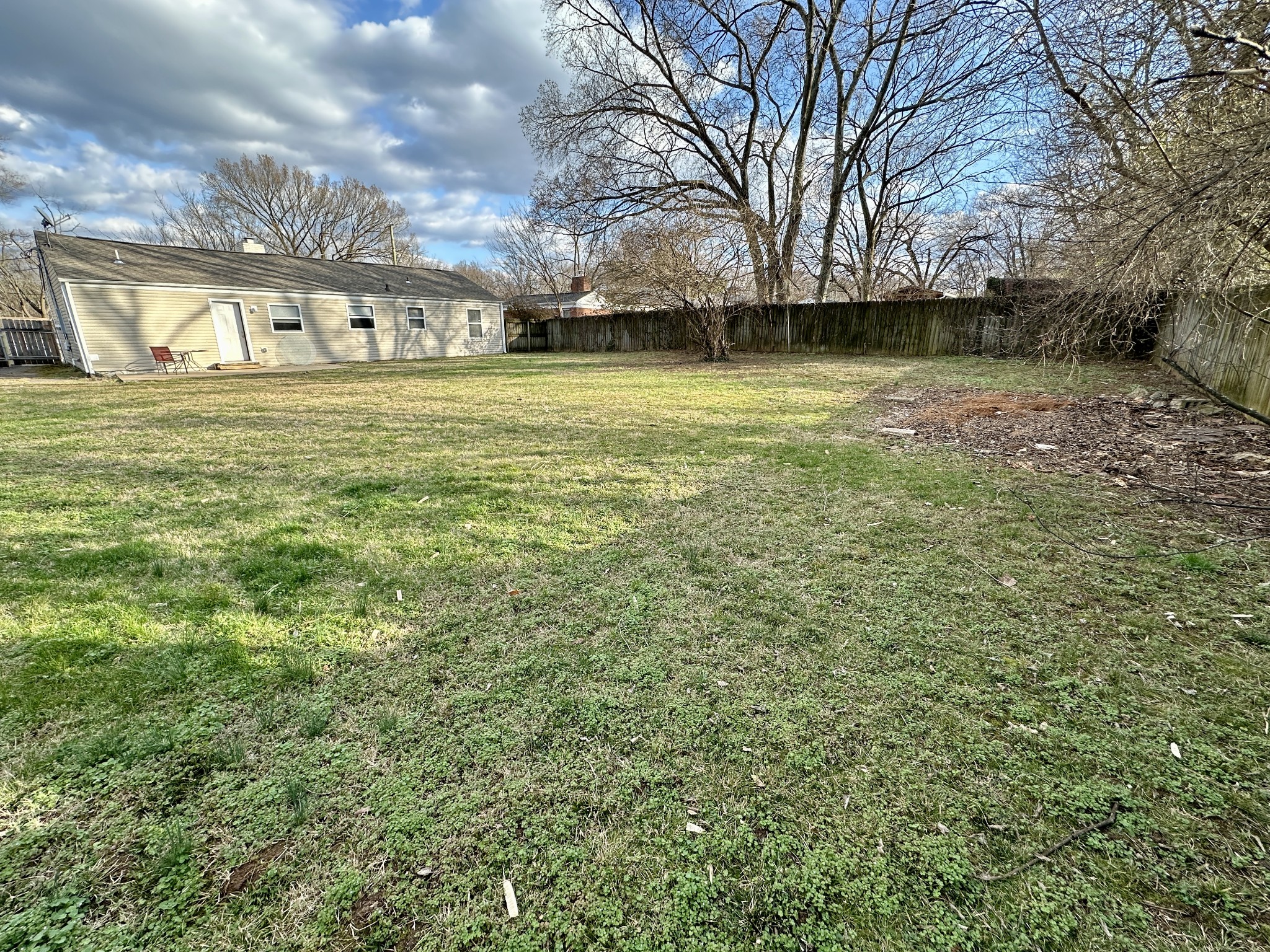 2705 Hartford Dr